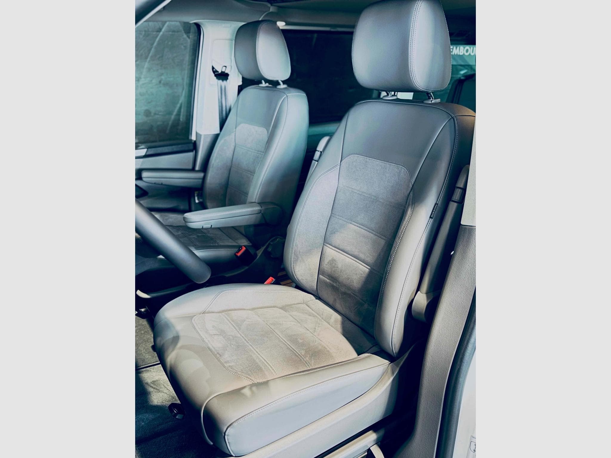 VW California CALIFORNIA OCEAN TOUR TDI 4MOTION DSG (2024) - Photo 6