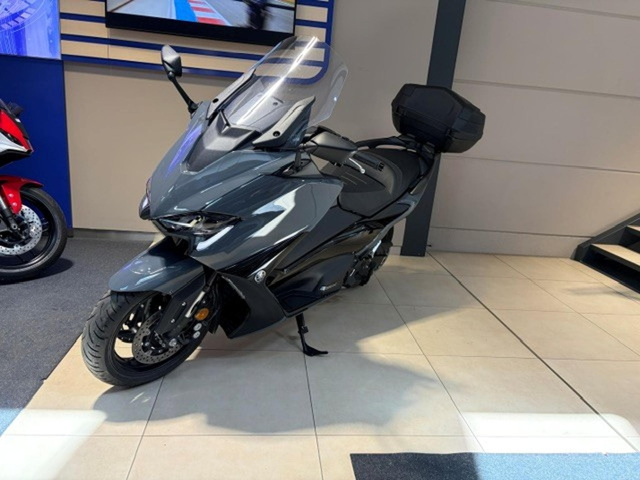 Yamaha T-Max Tech Max (2021) - Foto 5