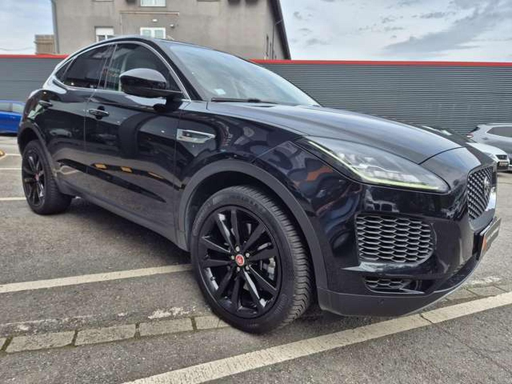 Jaguar E-Pace SPORT P250 AWD / FULL SERVICE (2019) - Foto 4