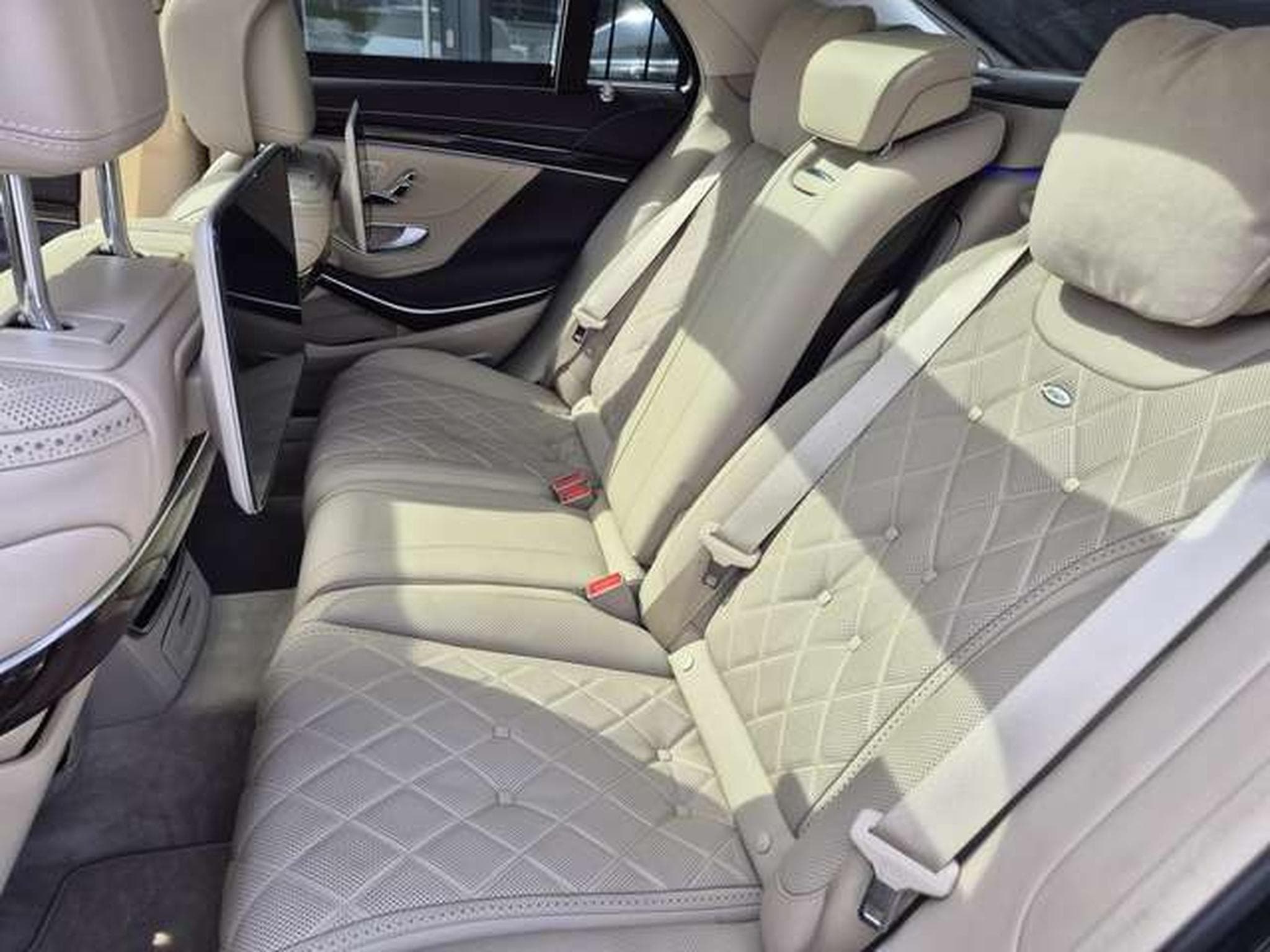 Mercedes S 450 S 450 4Matic / 1 OWNER / FULL SERVICE MERCEDES (2018) - Foto 17