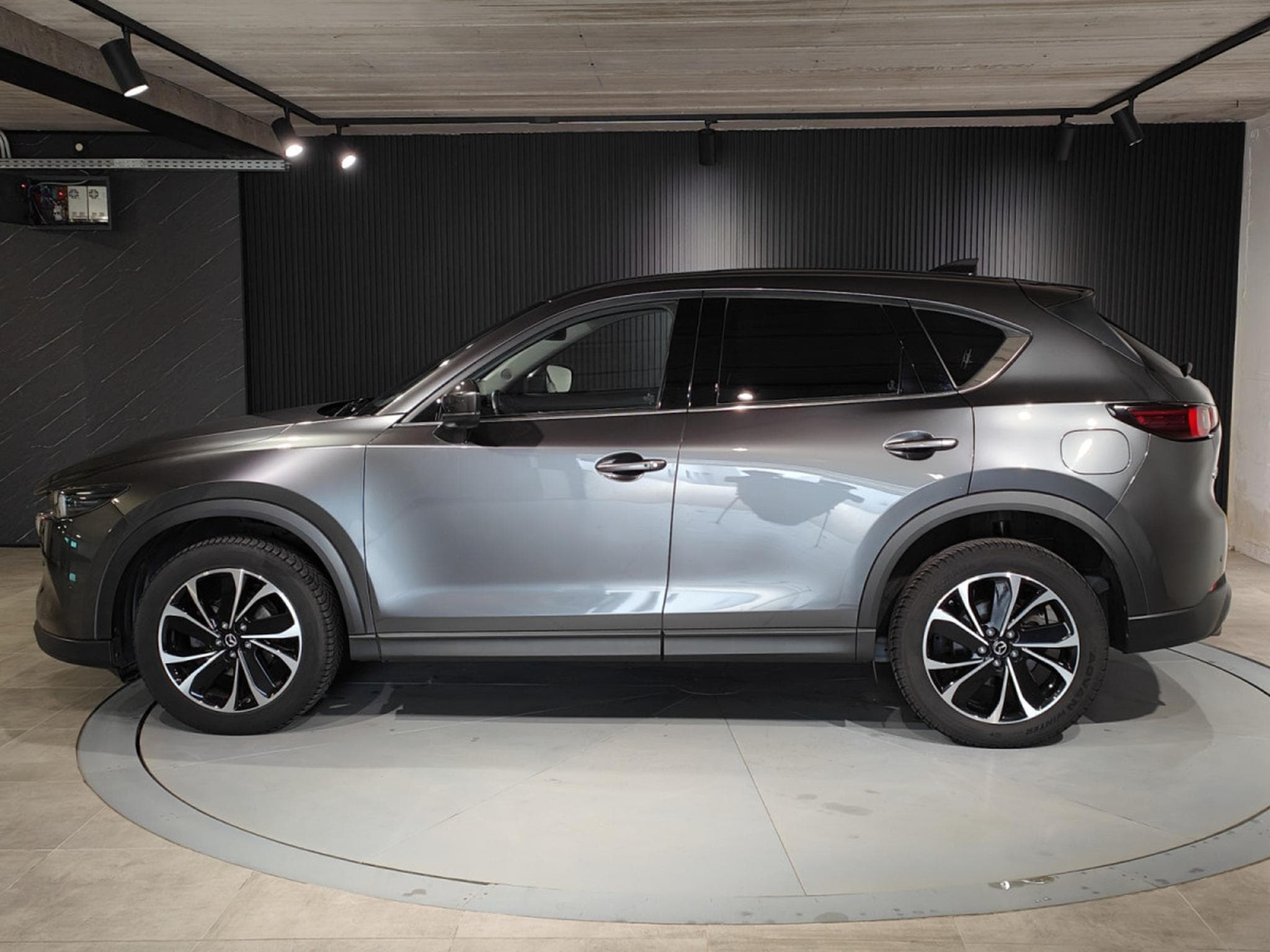 Mazda CX-5 2.5 SKYACTIV-G AUTO CAMERA 360 CUIR TOIT OUVRANT CUIR (2023) - Photo 6