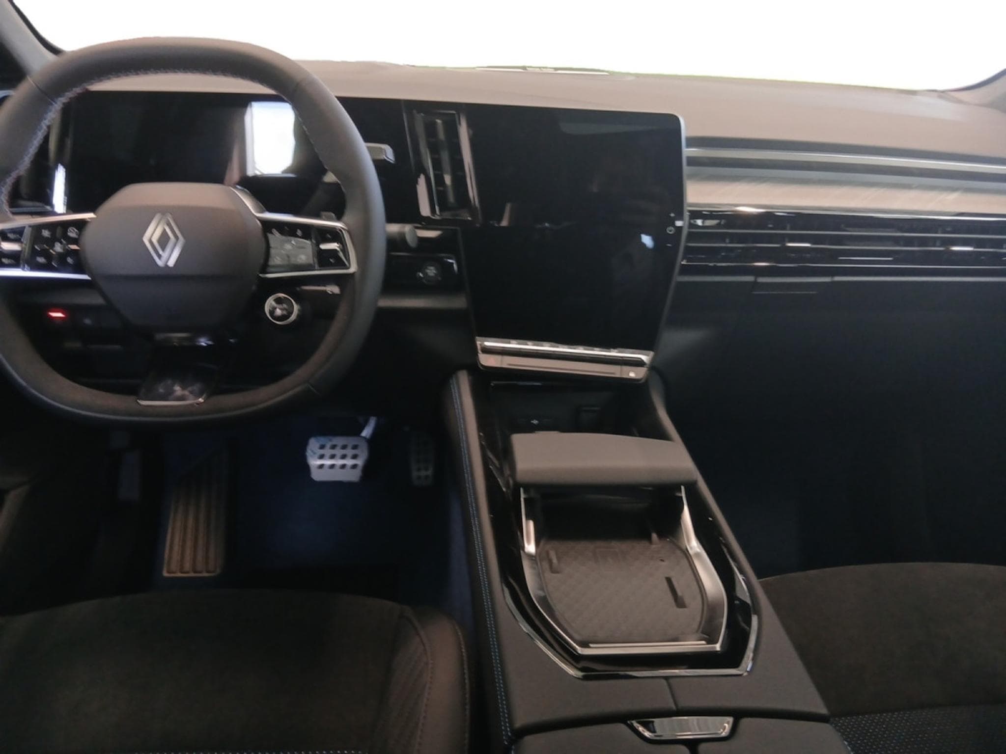 Renault Rafale 1.2 E-Tech Esprit Alpine E-Tech 4x4 plug-in hybrid 300 hp (2026) - Foto 6