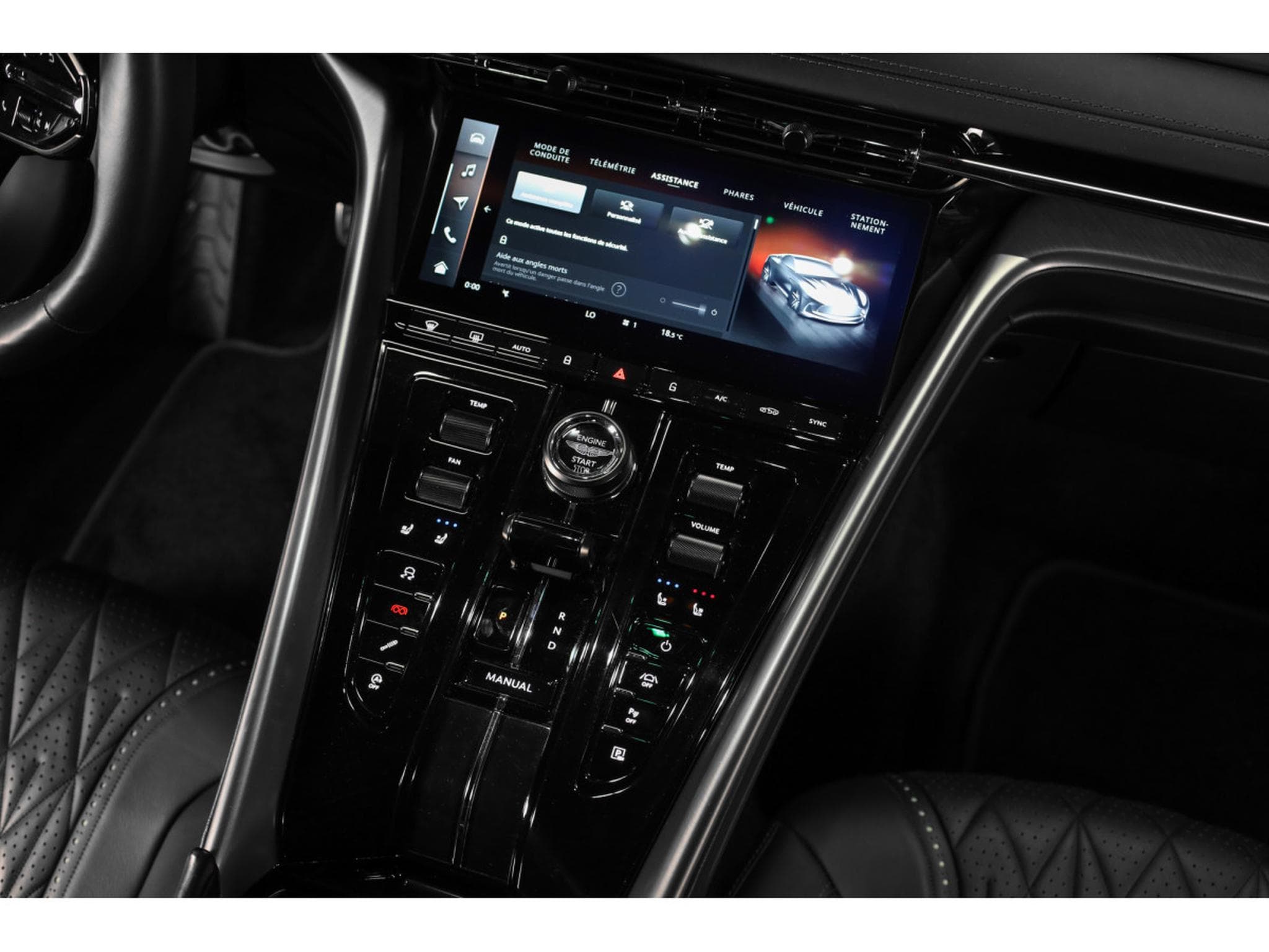 Aston-Martin DB12 V8 Twin Turbo - ALUMINITE SILVER (2024) - Photo 12