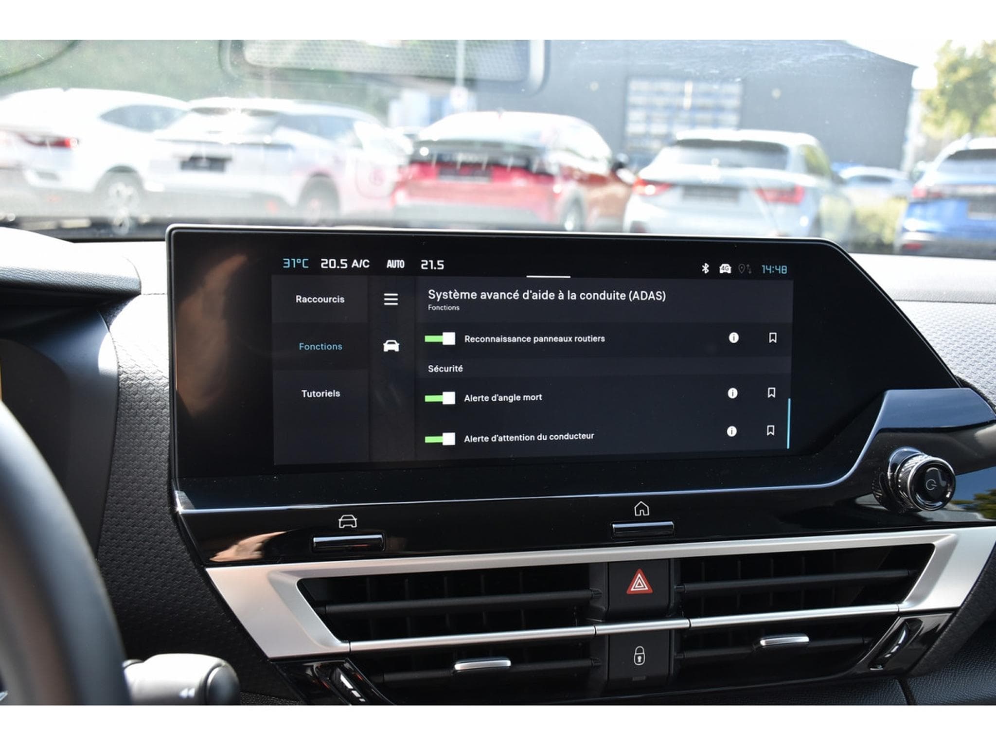 Citroën C4 X 1.2 MHEV 145 e-DCS6 Max ACC SIDE LANE GPS CAM 1° MAIN (2025) - Foto 17