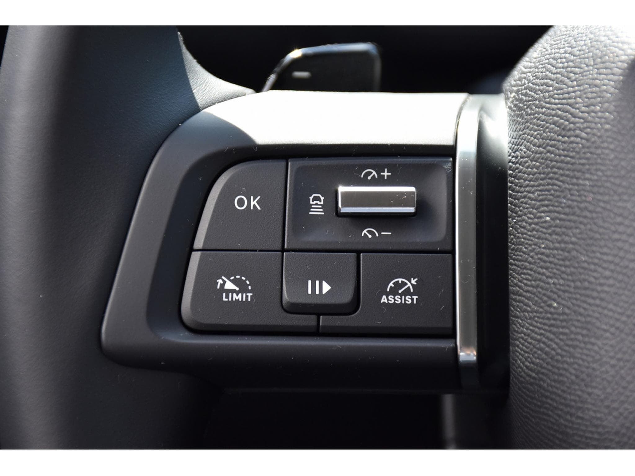 Citroën C4 X 1.2 MHEV 145 e-DCS6 Max ACC SIDE LANE GPS CAM 1° MAIN (2025) - Foto 22