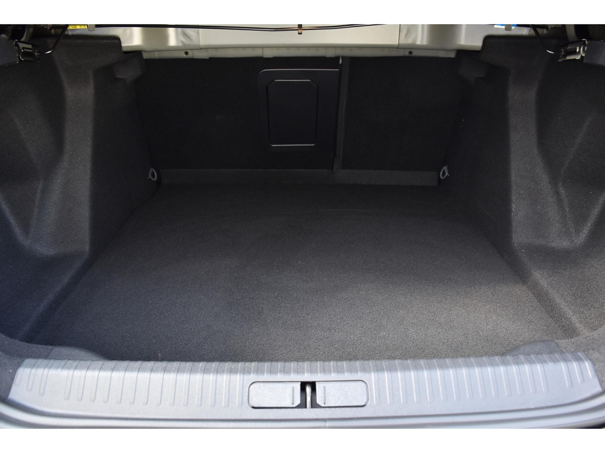 Citroën C4 X 1.2 MHEV 145 e-DCS6 Max ACC SIDE LANE GPS CAM 1° MAIN (2025) - Foto 24