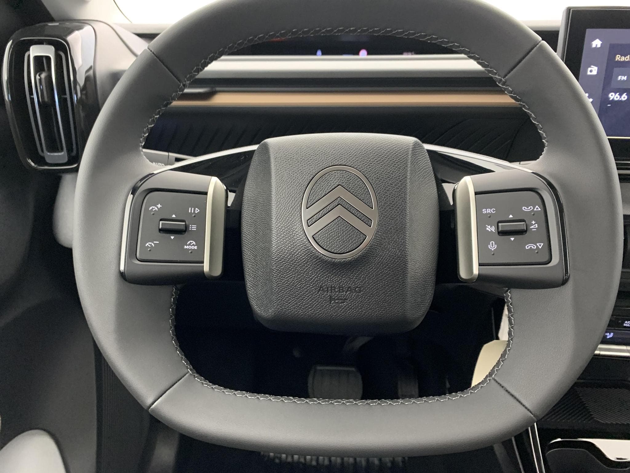 CitroëN C3 Aircross Hybride 145 ch Aut Plus (2026) - Foto 15