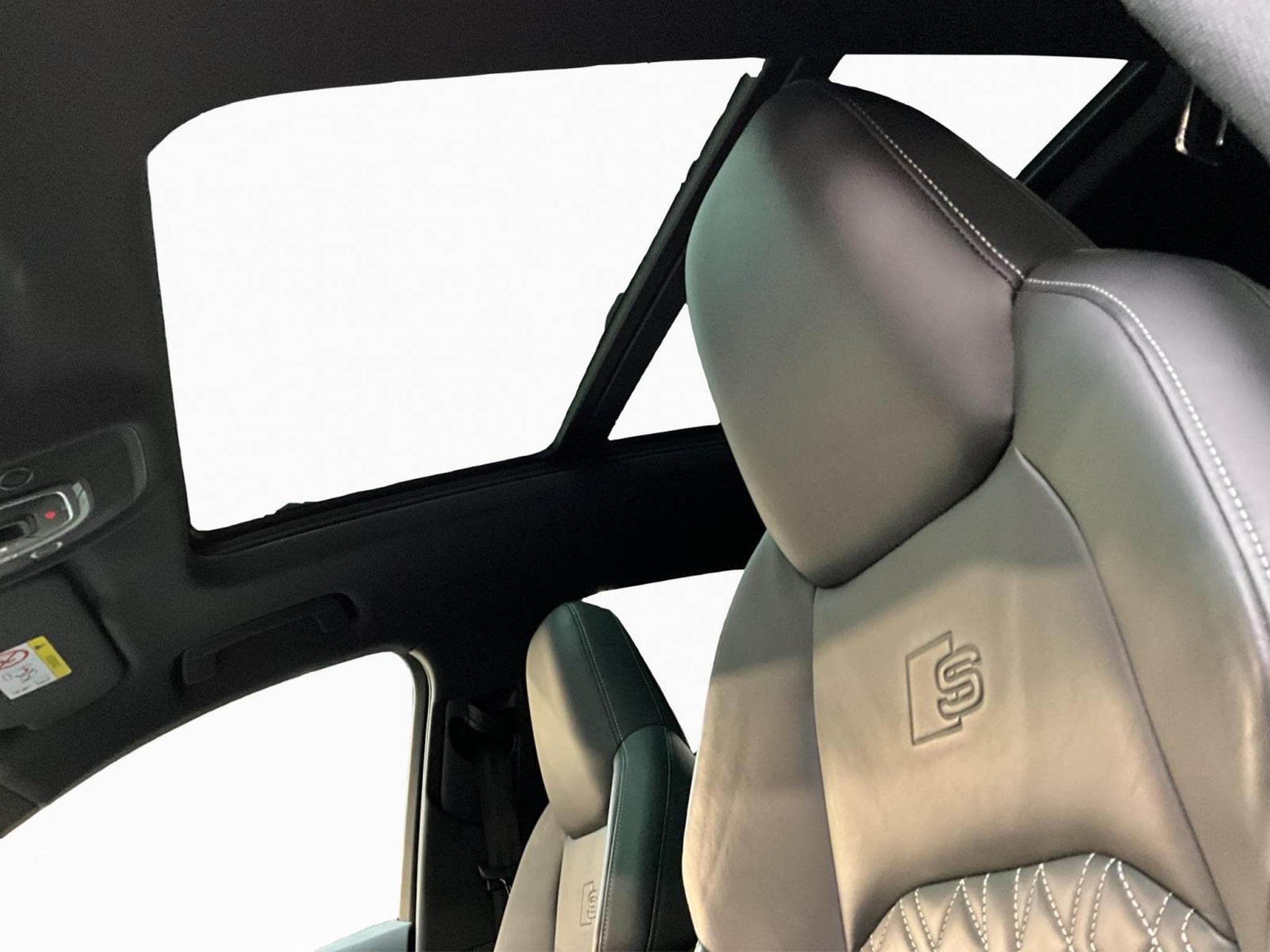 Audi e-tron 87kWh+SB+Advanced+S-line+E-Tron55+Quattro+P.Confort+Pano+LM2 (2022) - Foto 15