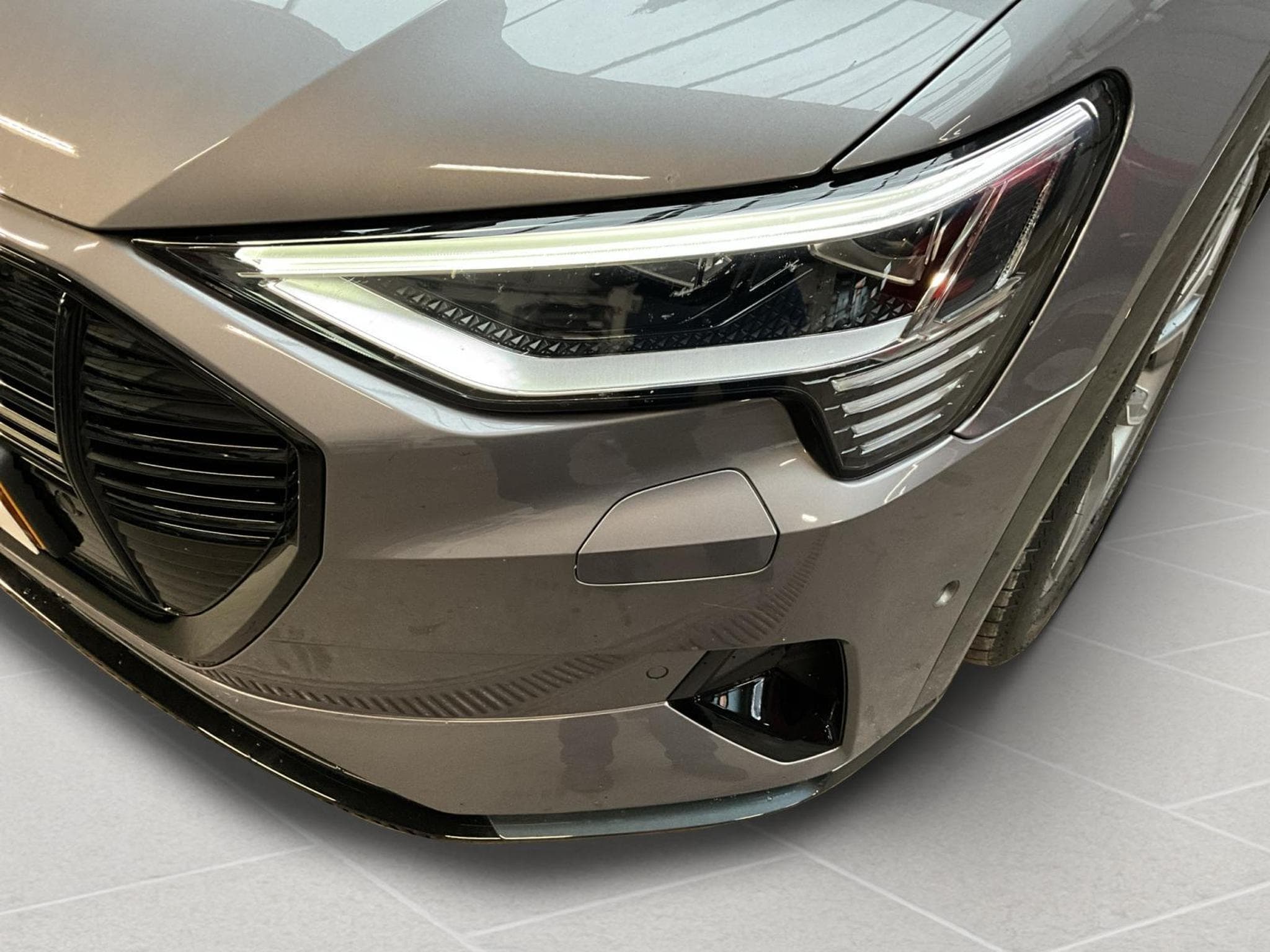 Audi e-tron 87kWh+SB+Advanced+S-line+E-Tron55+Quattro+P.Confort+Pano+LM2 (2022) - Foto 18