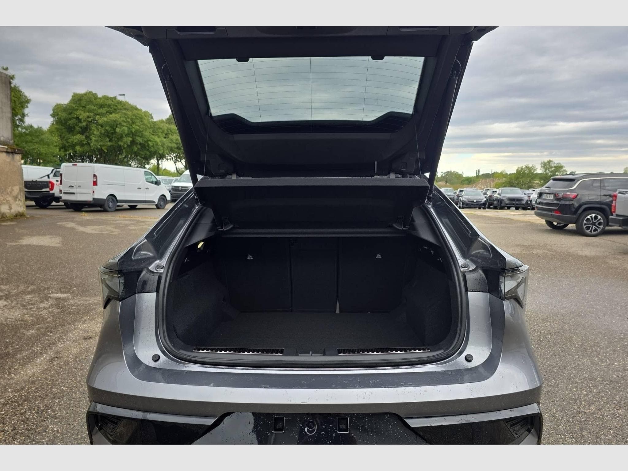 Renault Rafale E-Tech full hybrid 200ch esprit Alpine (2026) - Foto 11