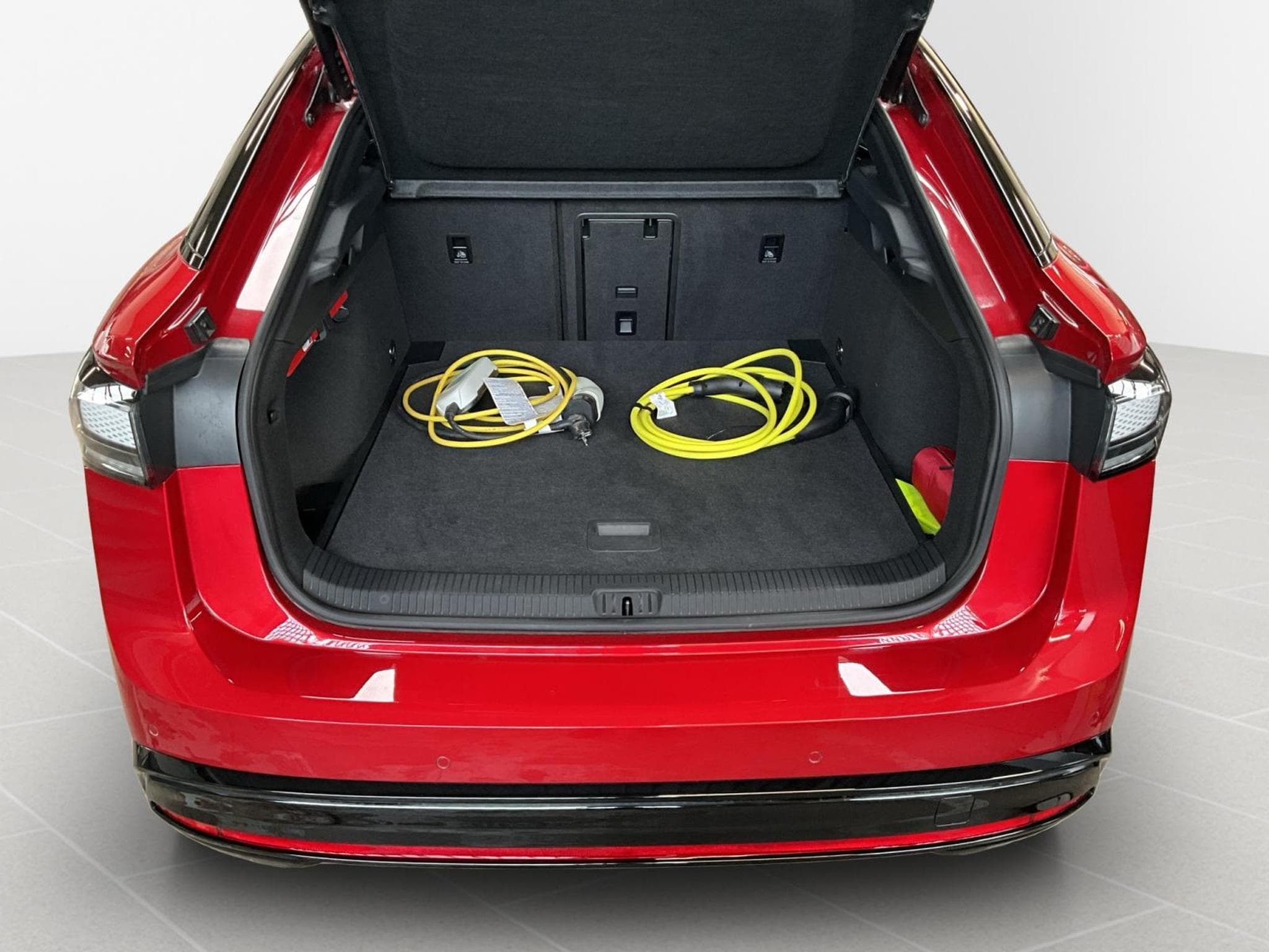 VW ID.7 77kWh+Pro+IQ-Drive+Pano+P.Confort+Wärme-P. (2025) - Foto 18