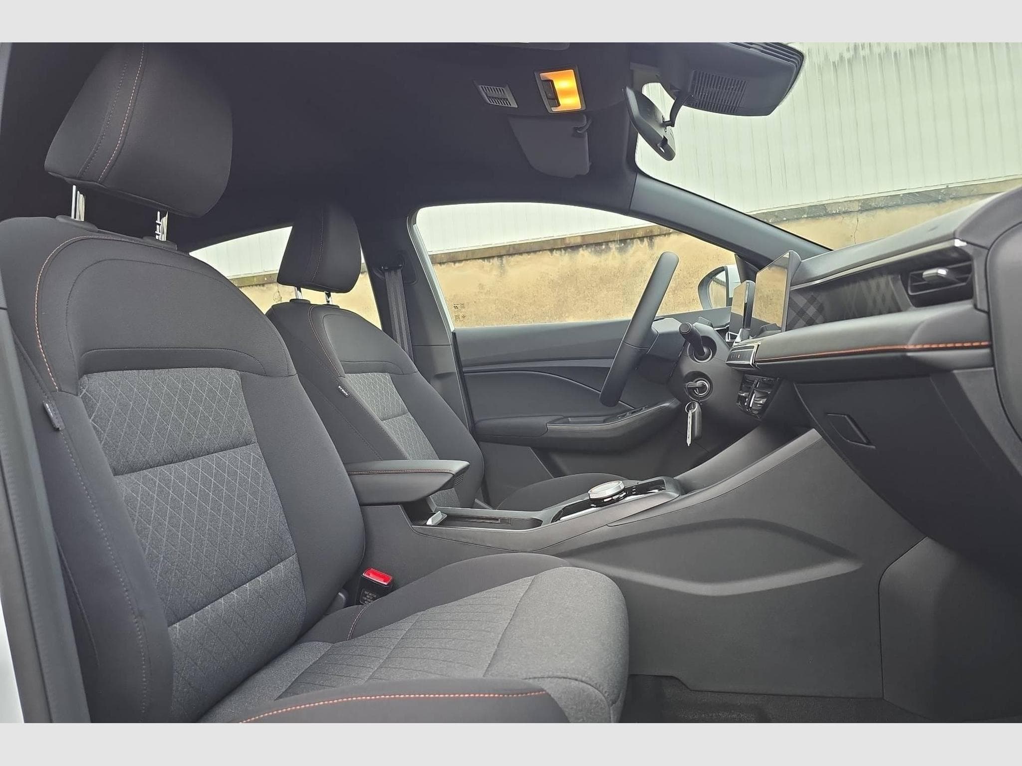 Mg MG3 1.5 L Hybrid+ 195 ch Standard (2026) - Foto 9