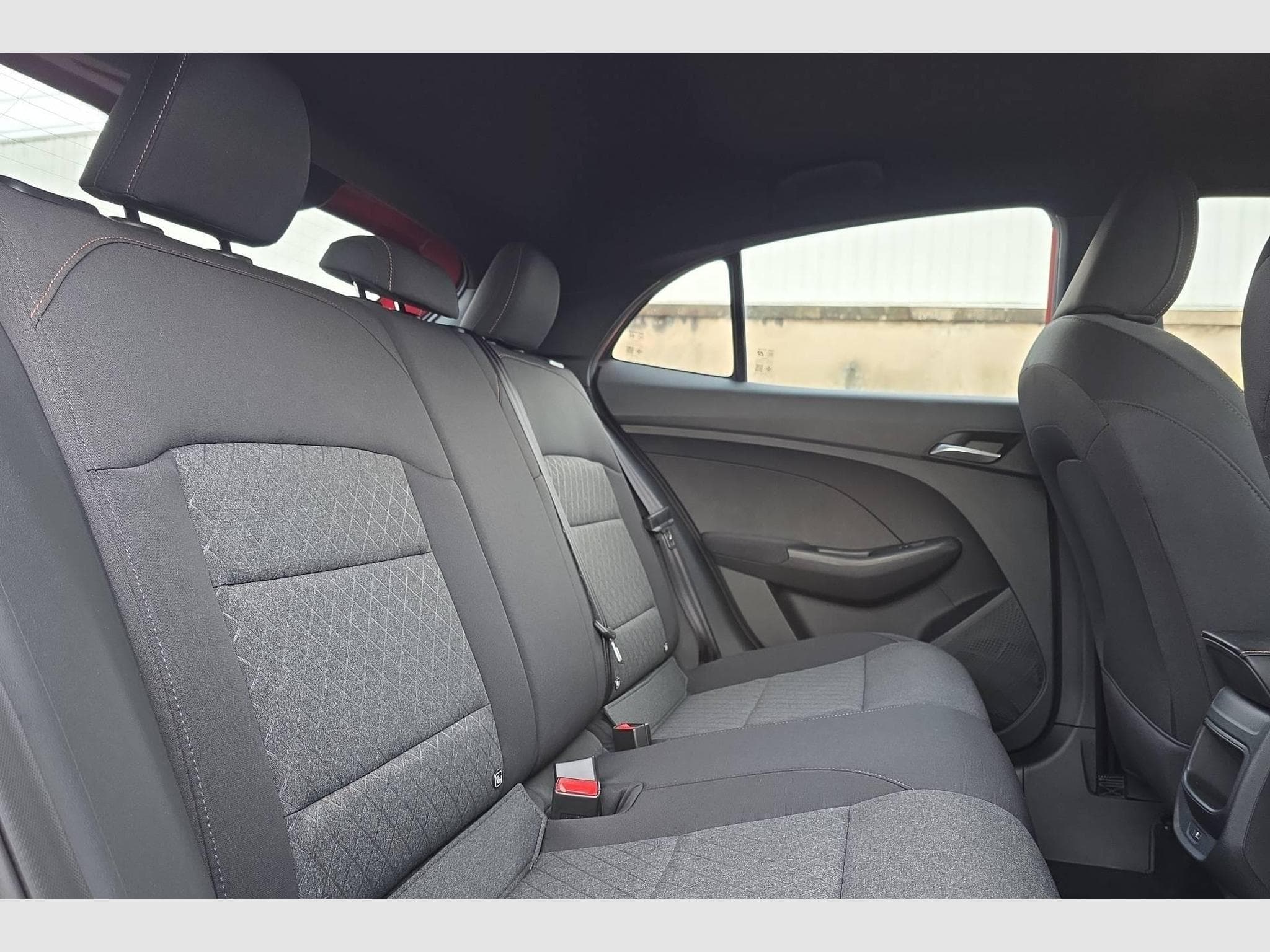 Mg MG3 1.5 L Hybrid+ 195 ch Standard (2026) - Foto 10