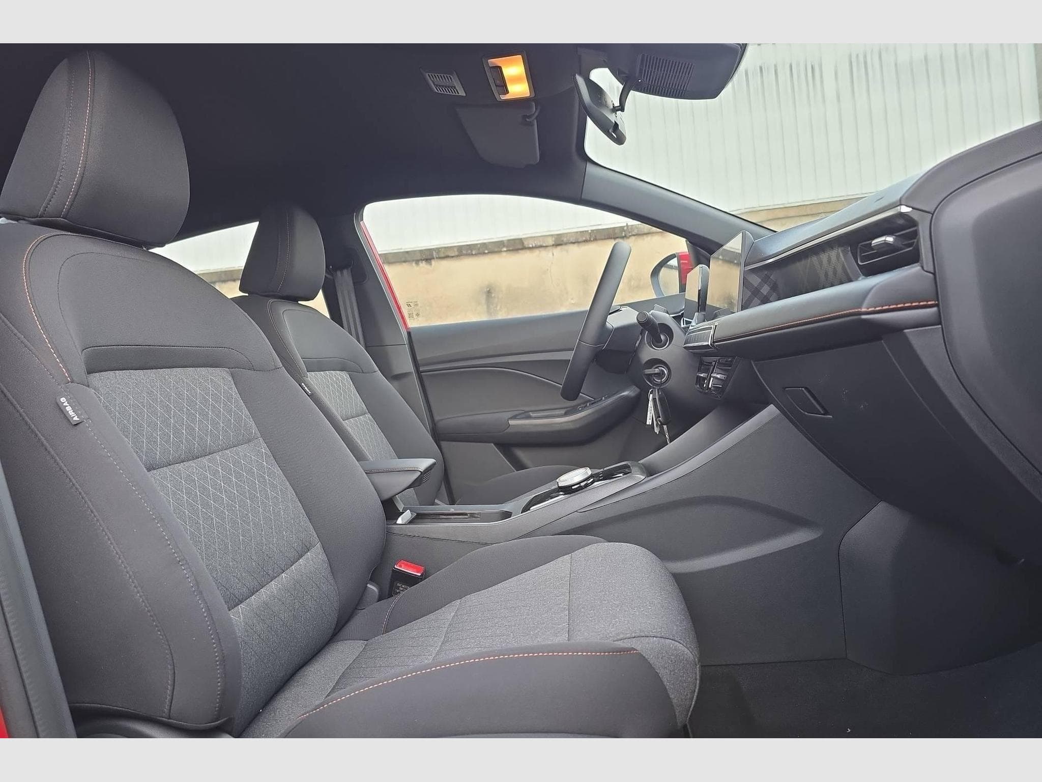 Mg MG3 1.5 L Hybrid+ 195 ch Standard (2026) - Foto 9