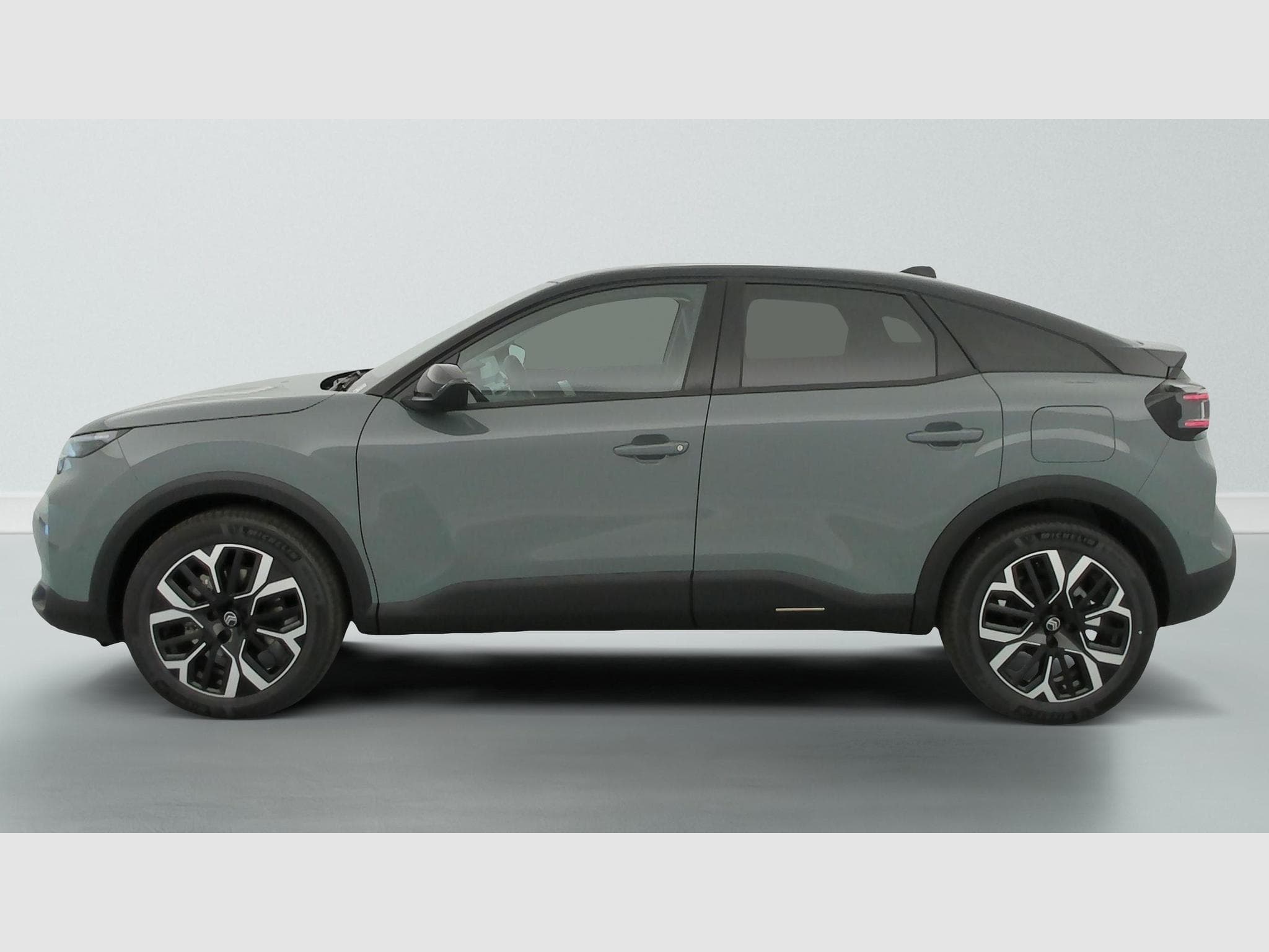 CitroëN C4 PureTech 130 EAT8 Max (2025) - Foto 4