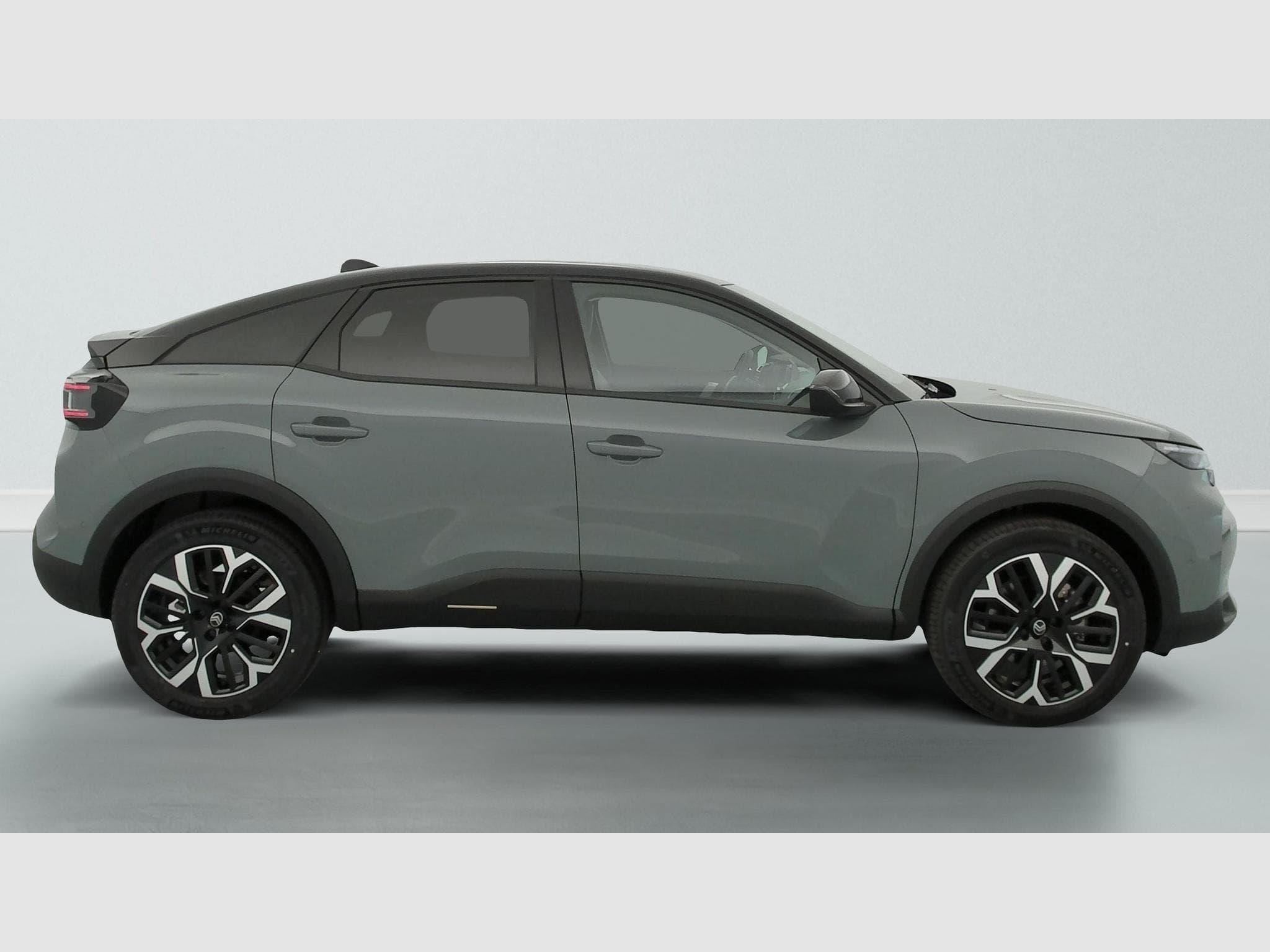 CitroëN C4 PureTech 130 EAT8 Max (2025) - Foto 8