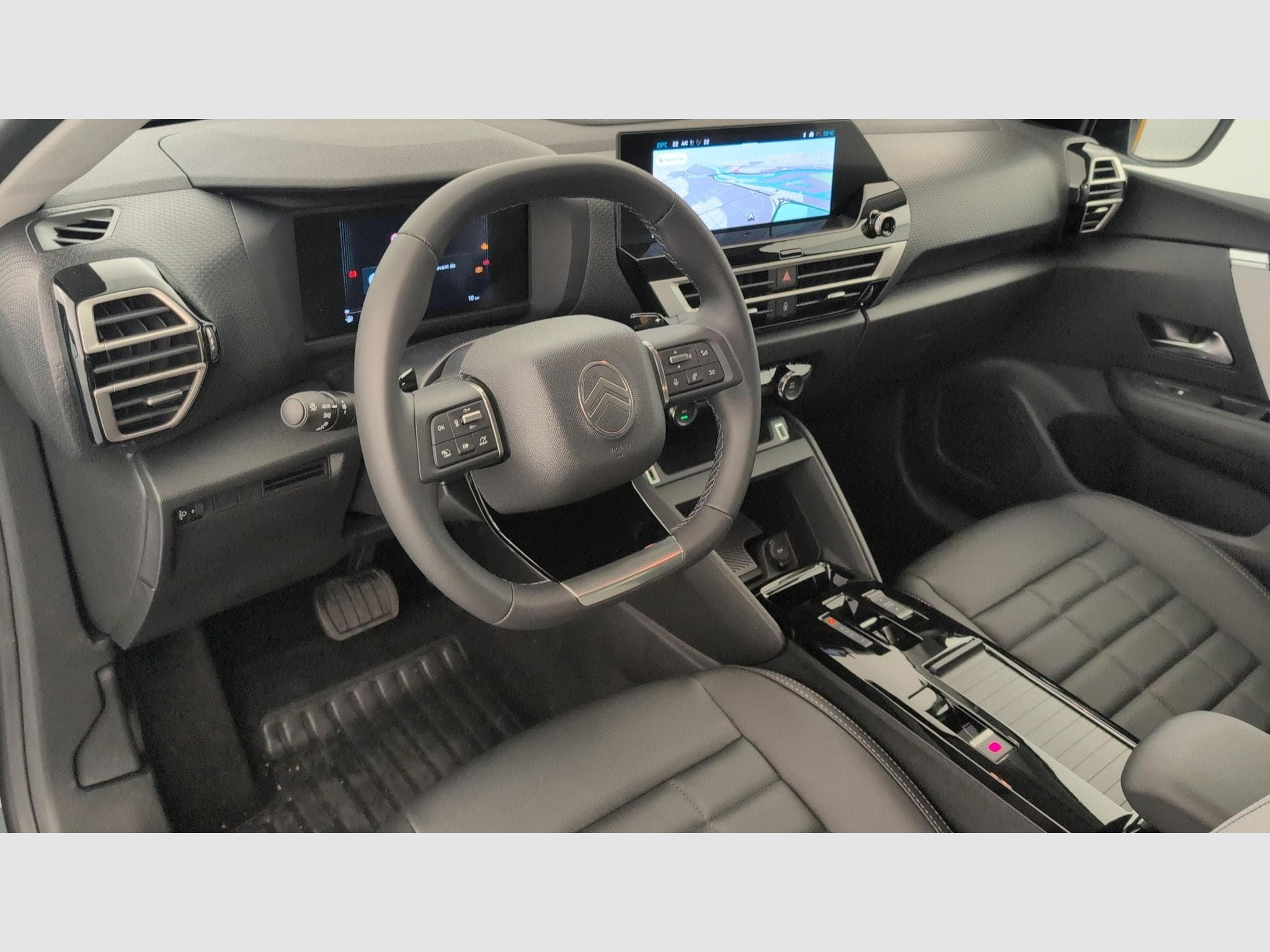 CitroëN C4 PureTech 130 EAT8 Max (2025) - Foto 10