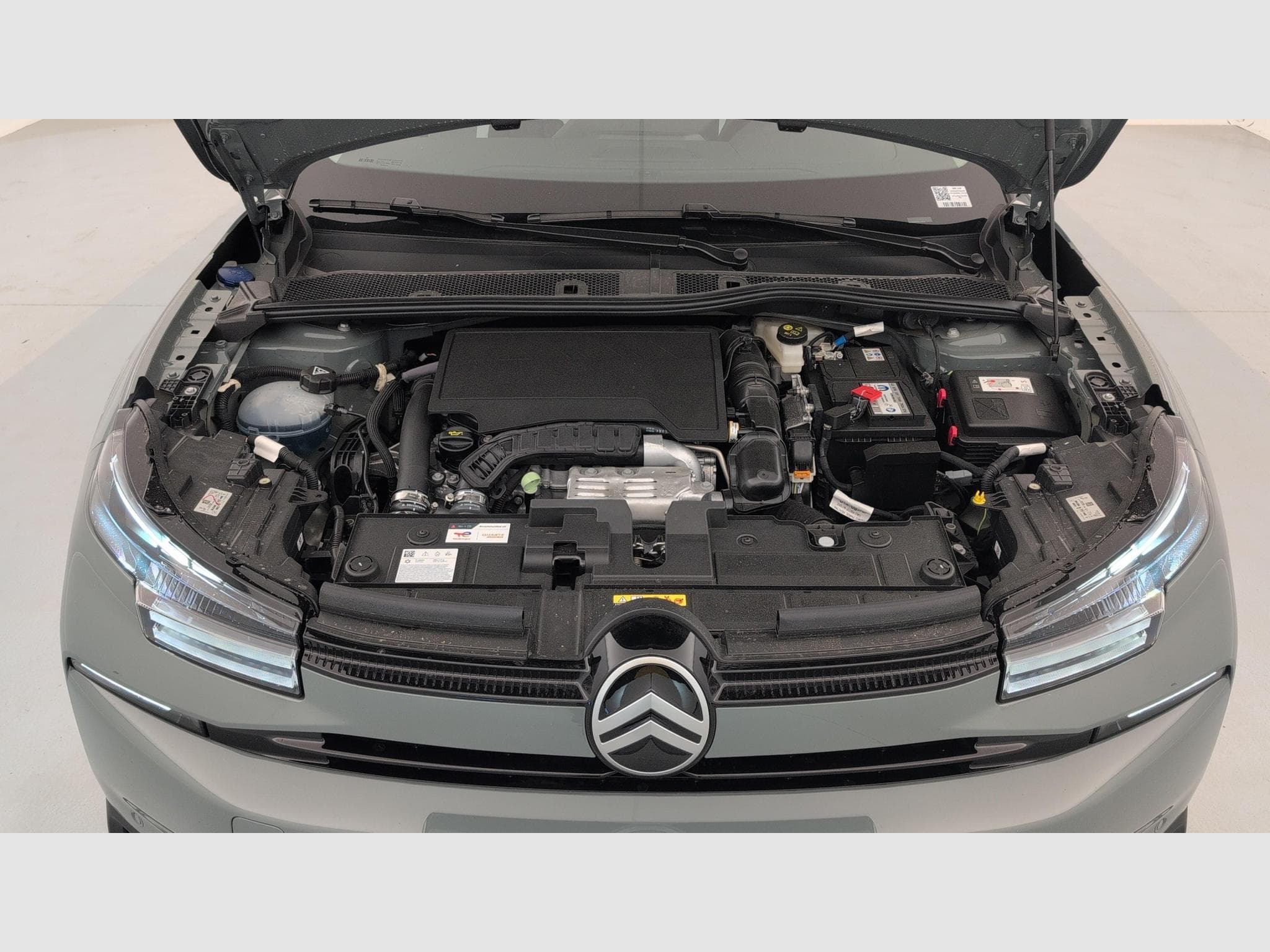 CitroëN C4 PureTech 130 EAT8 Max (2025) - Foto 16