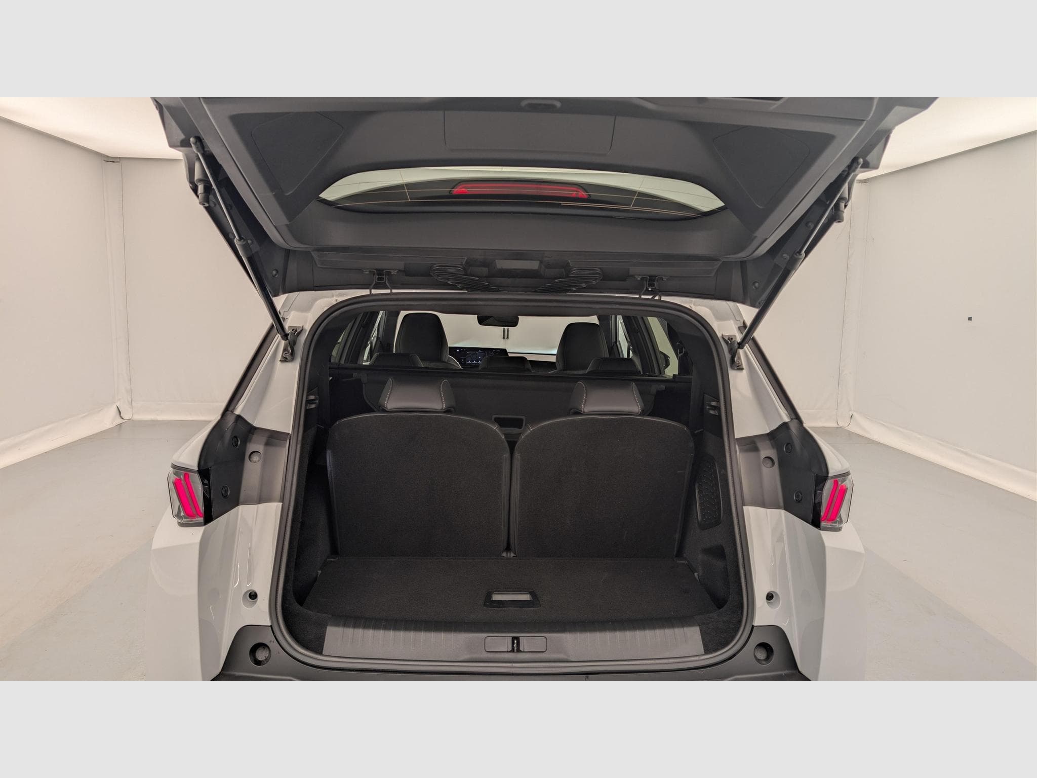 Peugeot 5008 HYBRID 145 CH E-DCS6 ALLURE (2025) - Foto 11