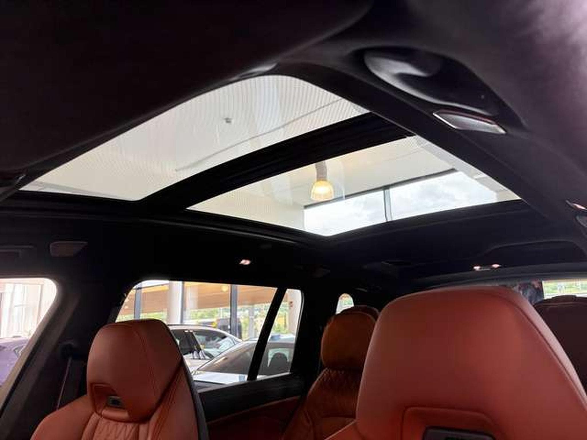BMW X7 xDrive40d B&W Surround DAB RFK (2025) - Photo 16