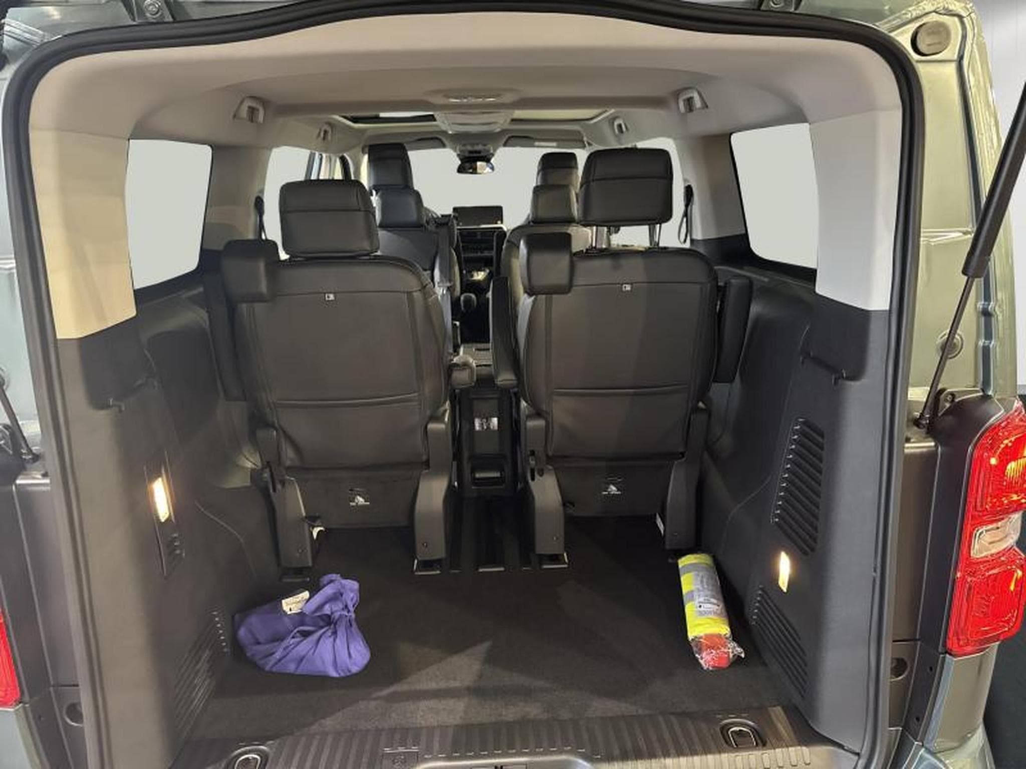 Opel Zafira Life (2025) - Foto 19