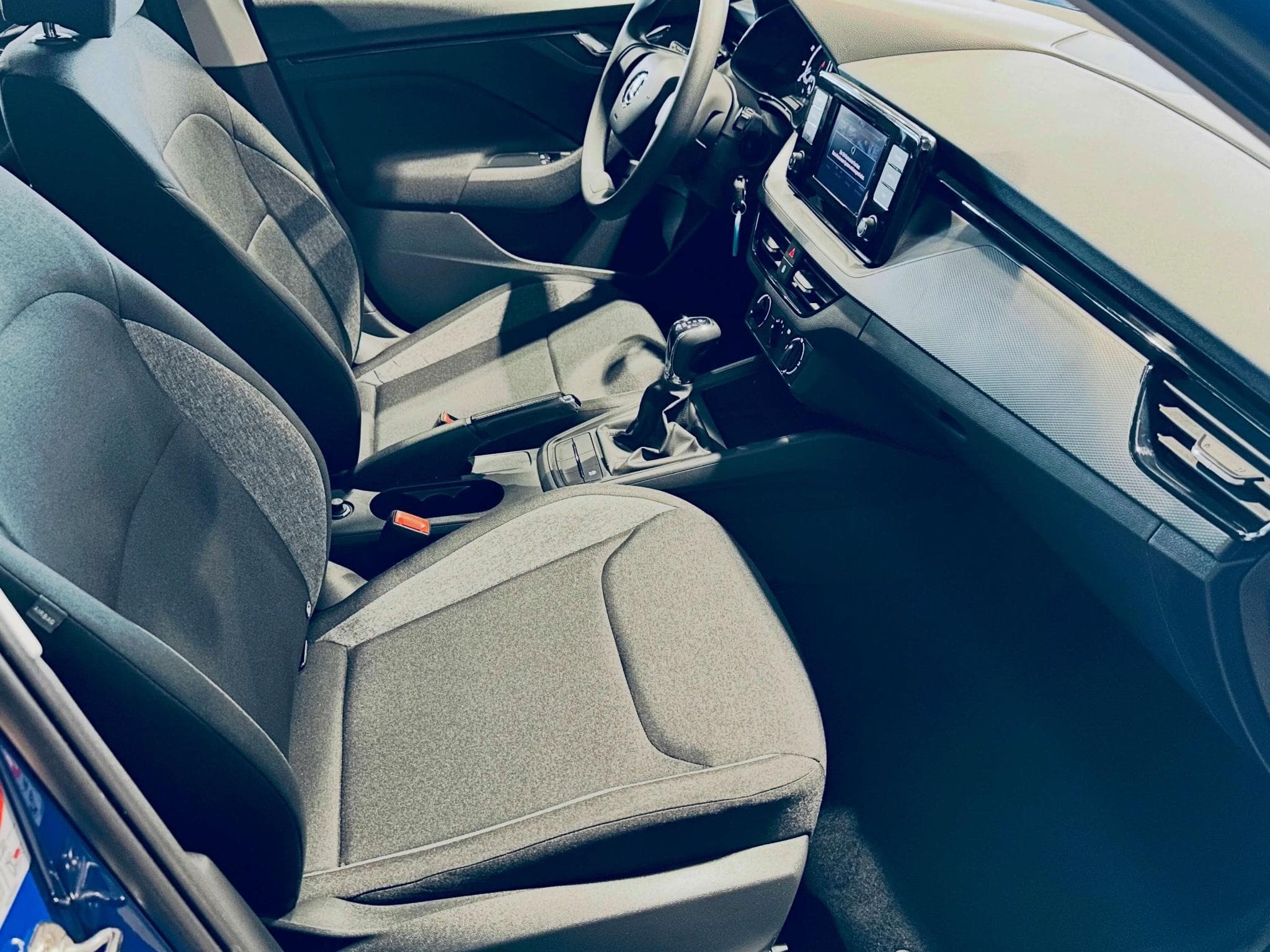 Skoda Kamiq KAMIQ ACTIVE TSI DSG (2023) - Photo 13