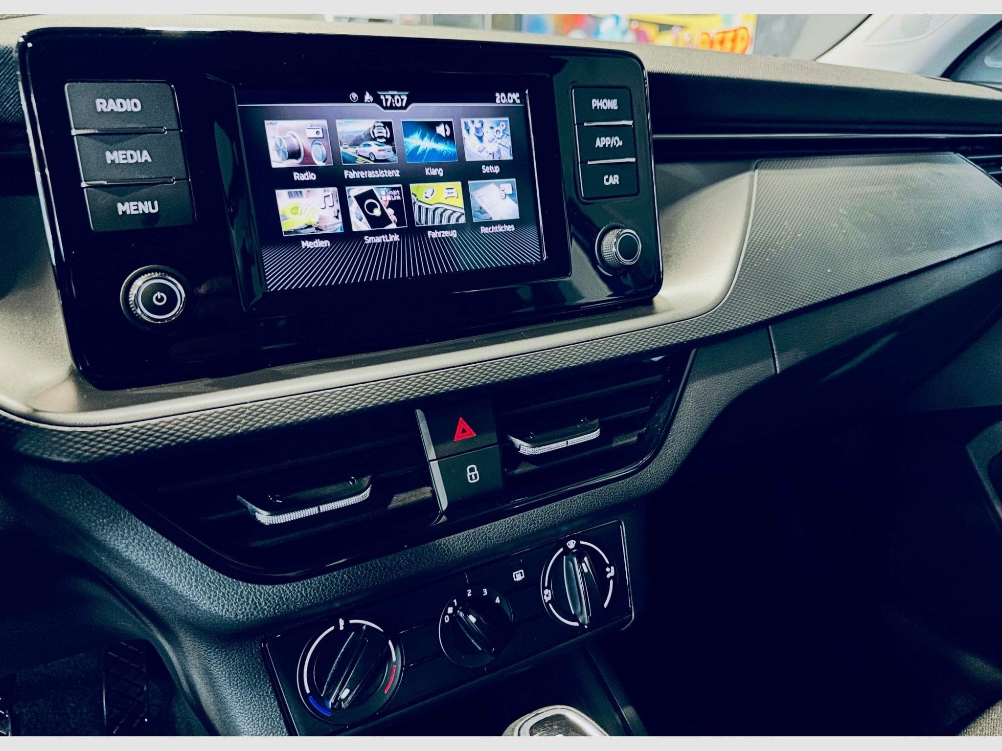 Skoda Kamiq KAMIQ ACTIVE TSI DSG (2023) - Photo 12