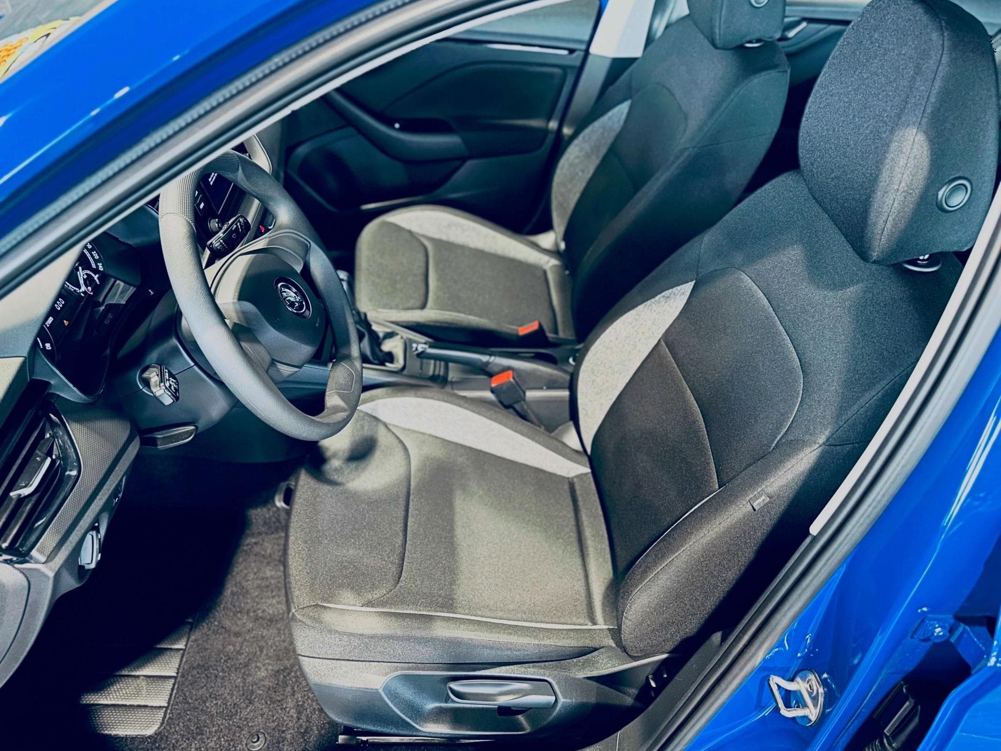 Skoda Kamiq KAMIQ ACTIVE TSI DSG (2023) - Photo 7