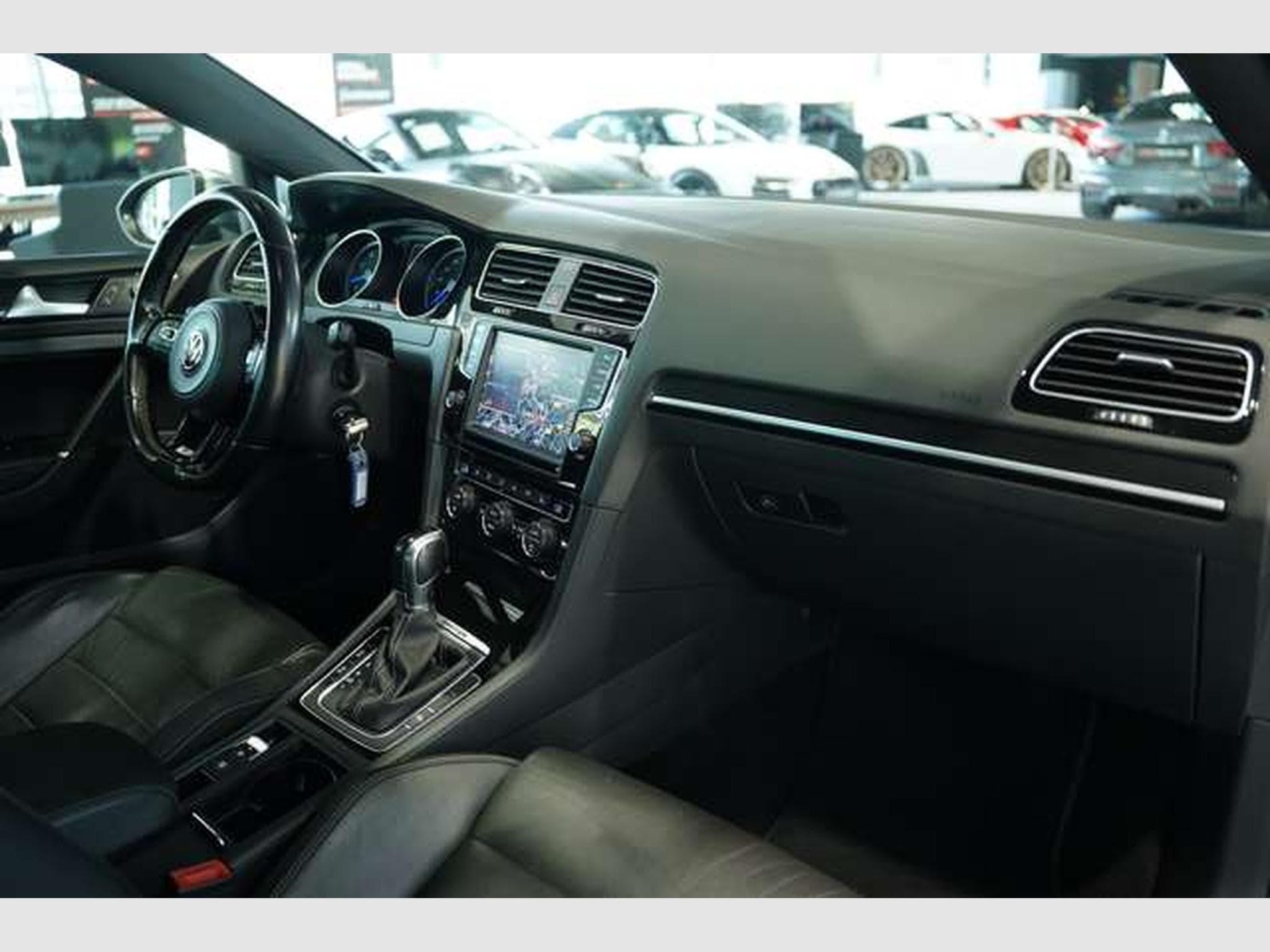 VW Golf R 4M DSG *19 *ABT *Navi *Leder *Pano (2015) - Foto 17
