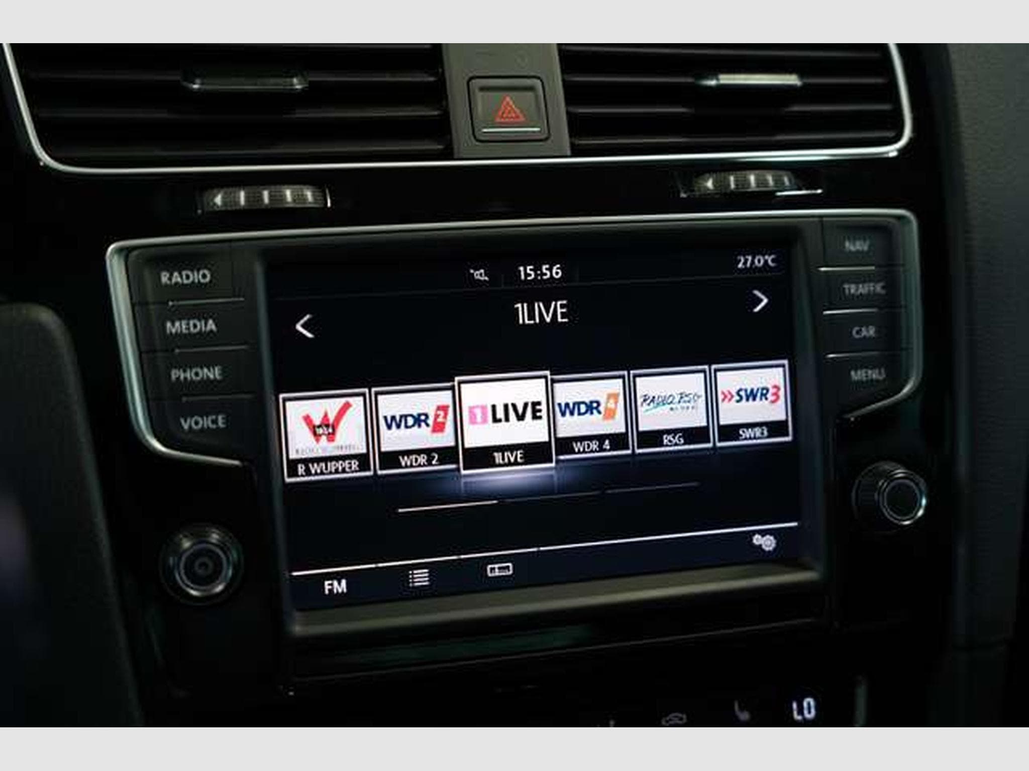 VW Golf R 4M DSG *19 *ABT *Navi *Leder *Pano (2015) - Foto 28