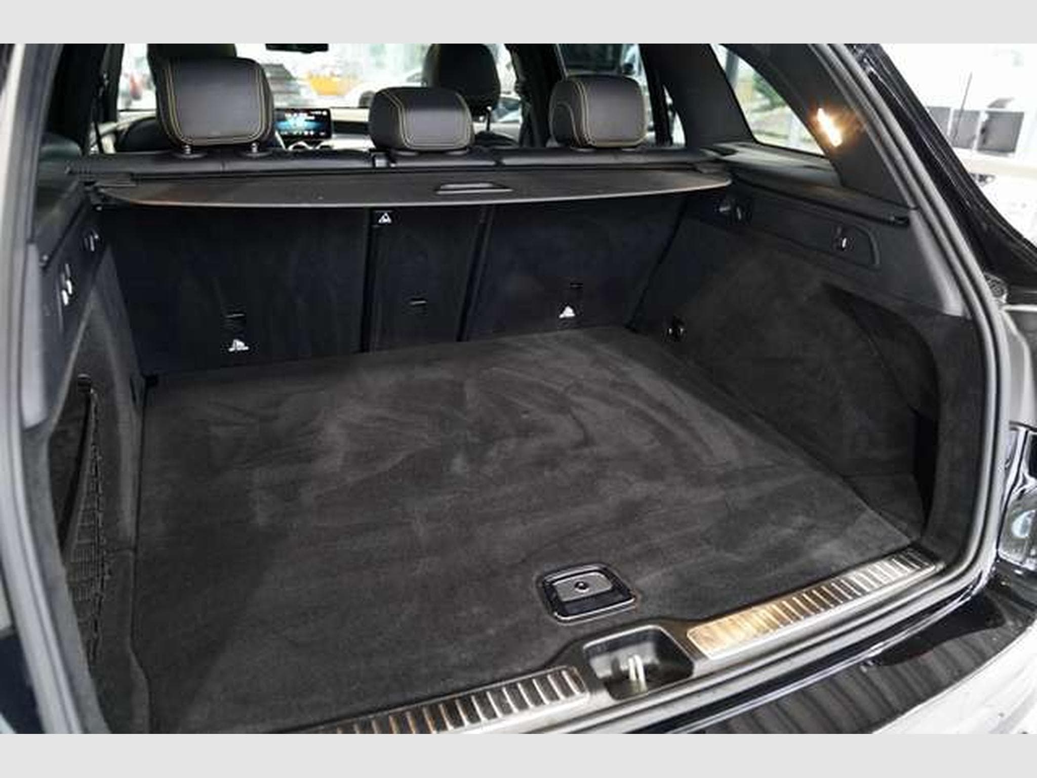 Mercedes GLC 63 AMG 4M *Distr. *Memory *AHK *Pano *360° (2019) - Foto 12