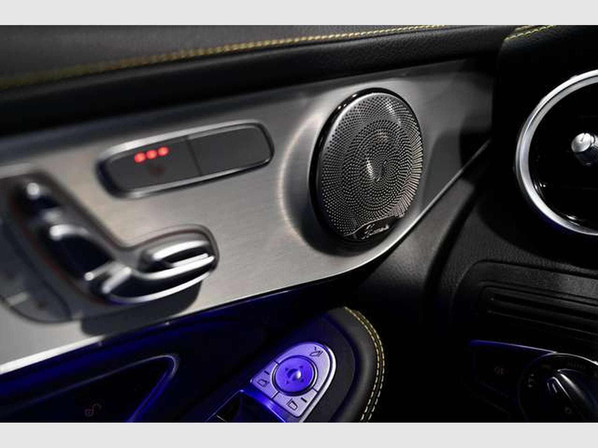 Mercedes GLC 63 AMG 4M *Distr. *Memory *AHK *Pano *360° (2019) - Foto 29