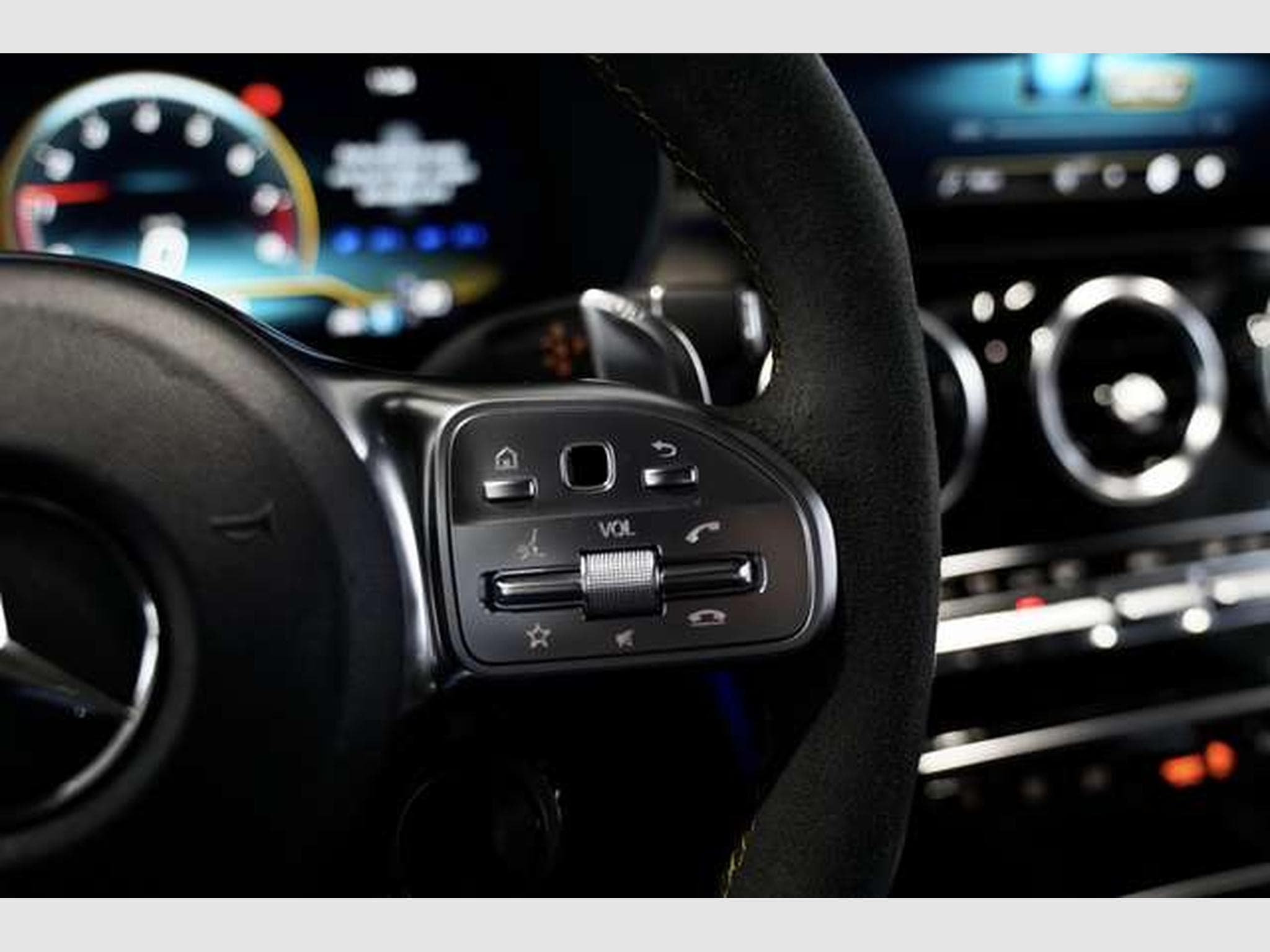 Mercedes GLC 63 AMG 4M *Distr. *Memory *AHK *Pano *360° (2019) - Foto 35