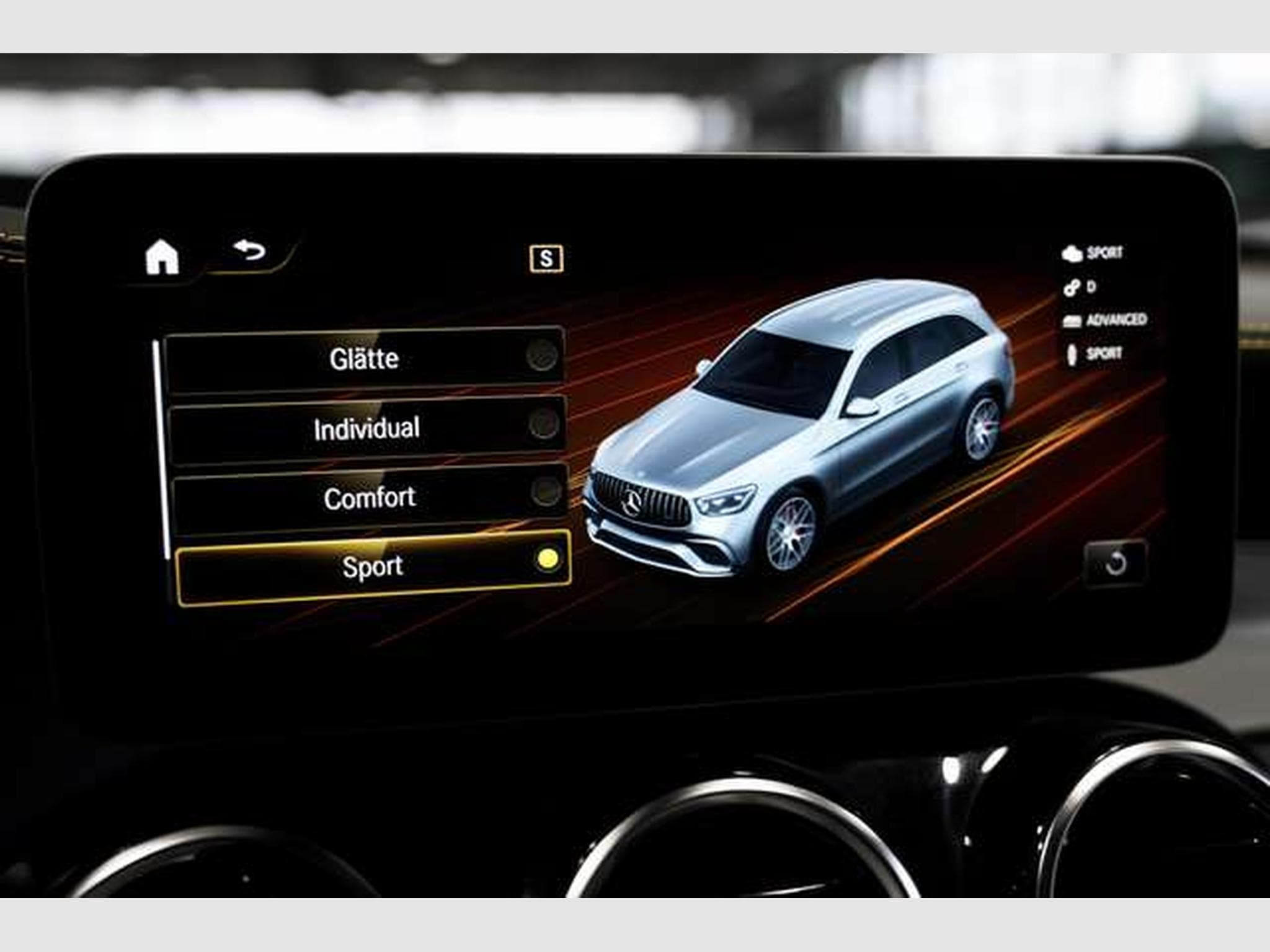 Mercedes GLC 63 AMG 4M *Distr. *Memory *AHK *Pano *360° (2019) - Foto 38
