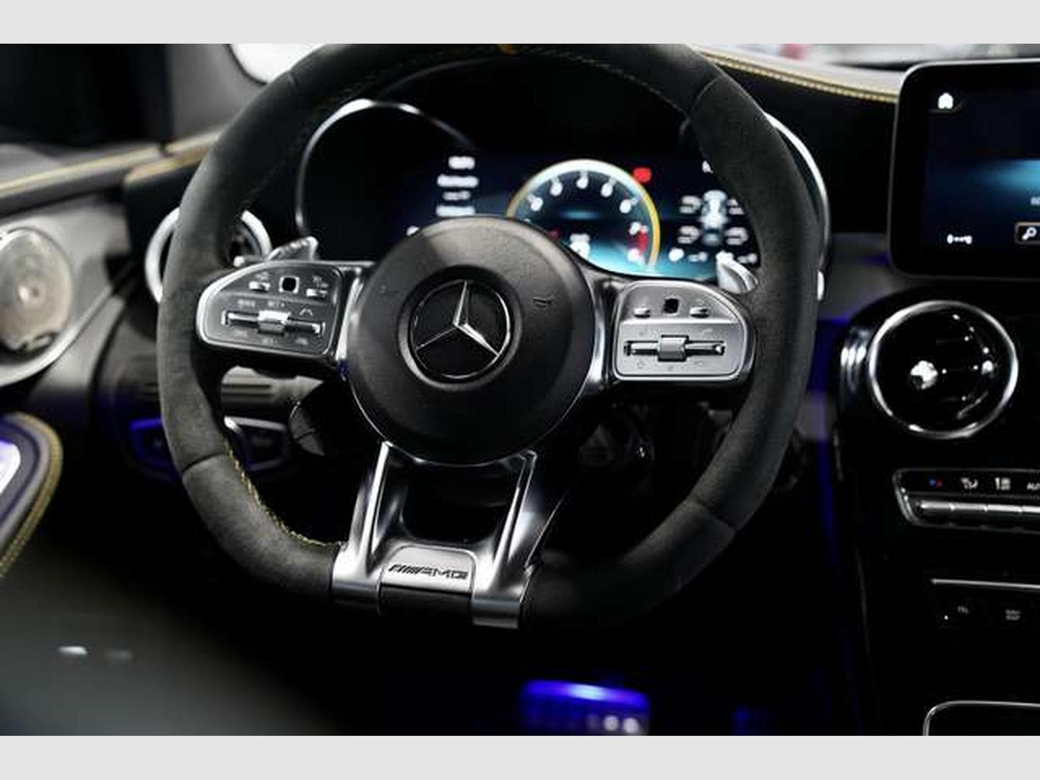 Mercedes GLC 63 AMG 4M *Distr. *Memory *AHK *Pano *360° (2019) - Foto 44