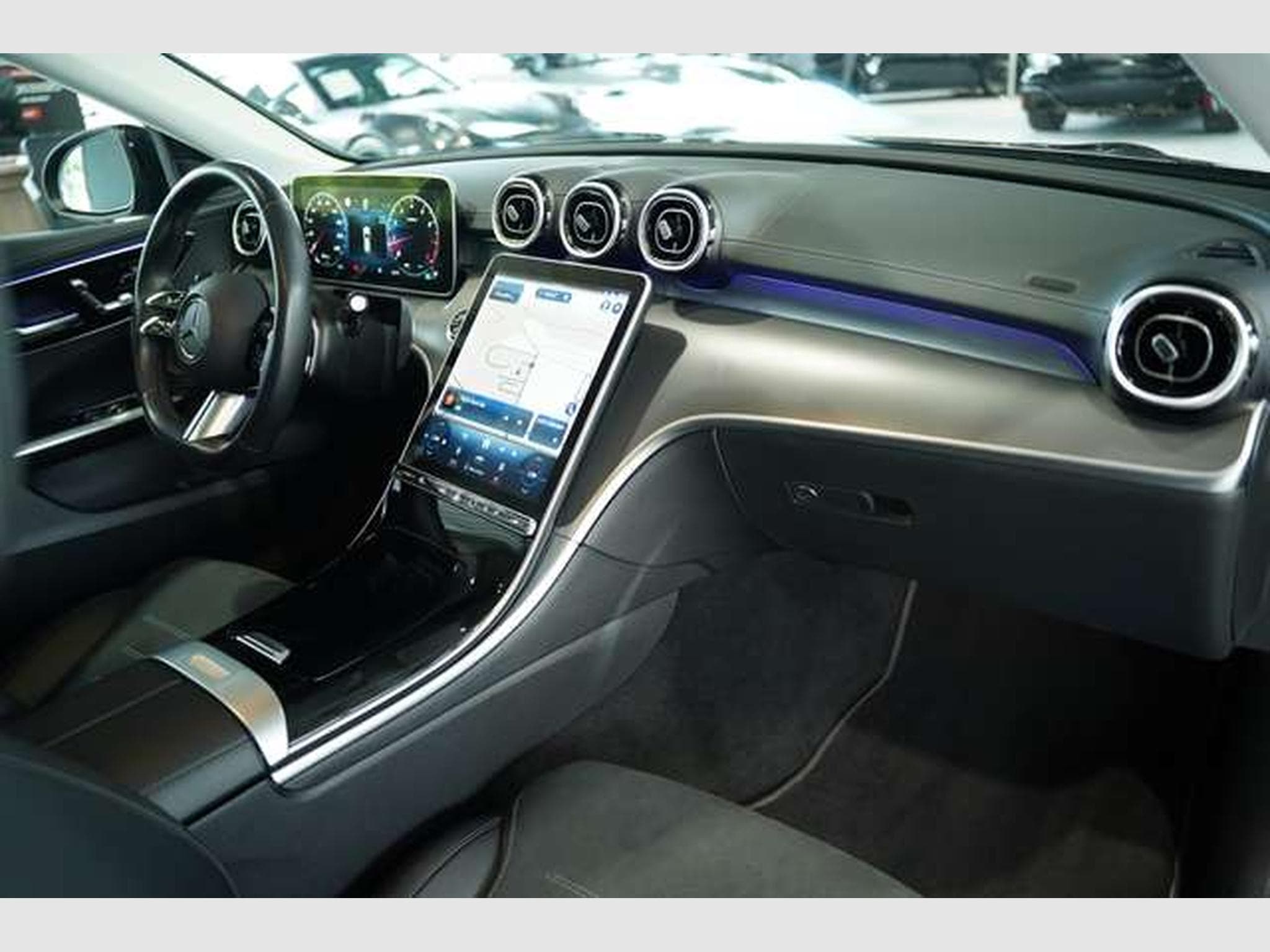 Mercedes C 200 T AMG Line 2.H *Pano*Night*AHK*Sportsitze (2023) - Foto 16