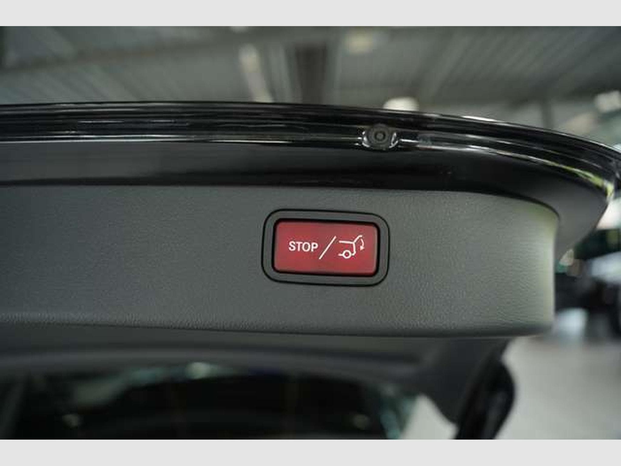 Mercedes C 200 T AMG Line 2.H *Pano*Night*AHK*Sportsitze (2023) - Foto 42