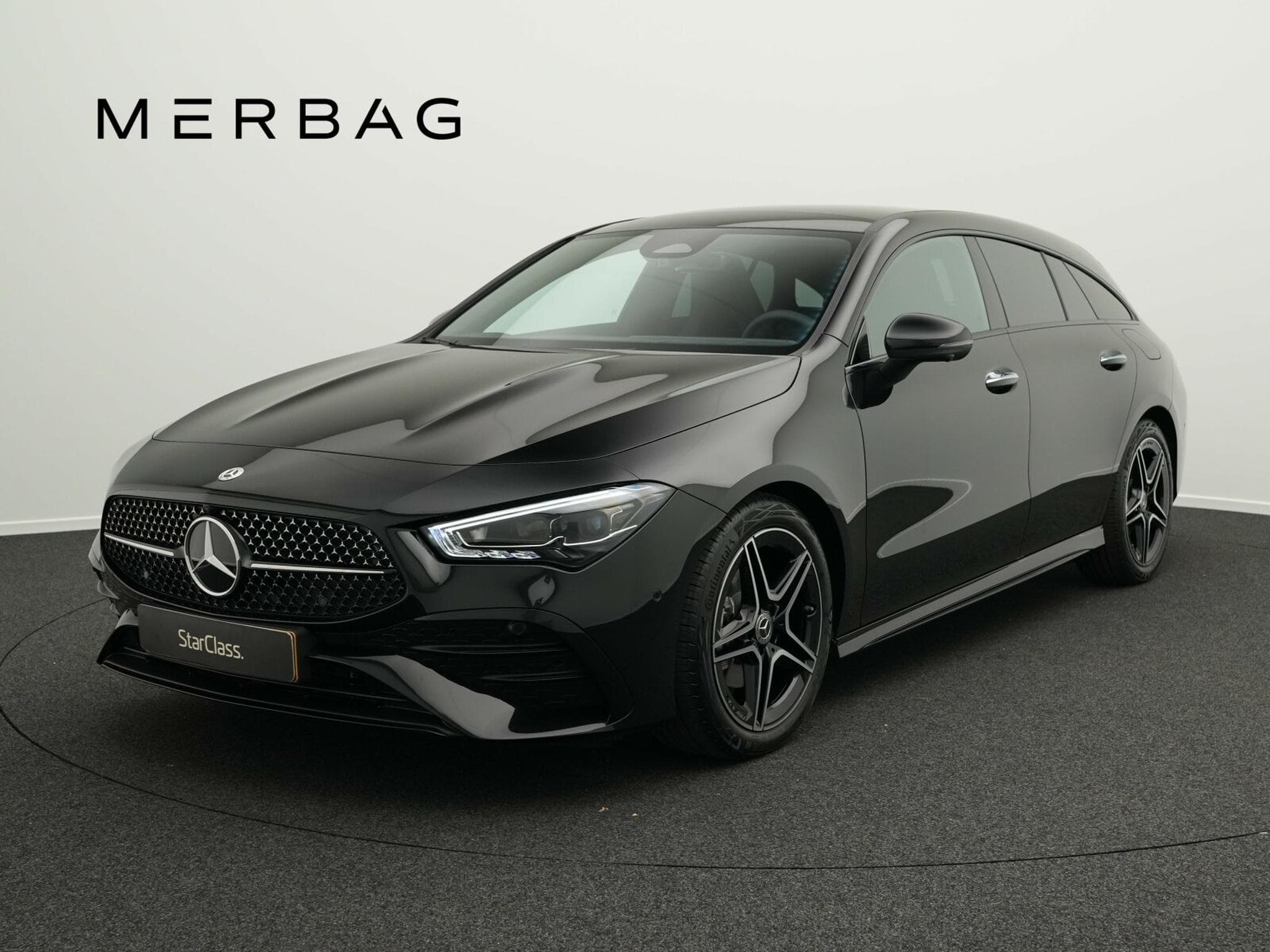 Mercedes CLA 180 AMG-Line Premium Plus (2025) - Photo 1