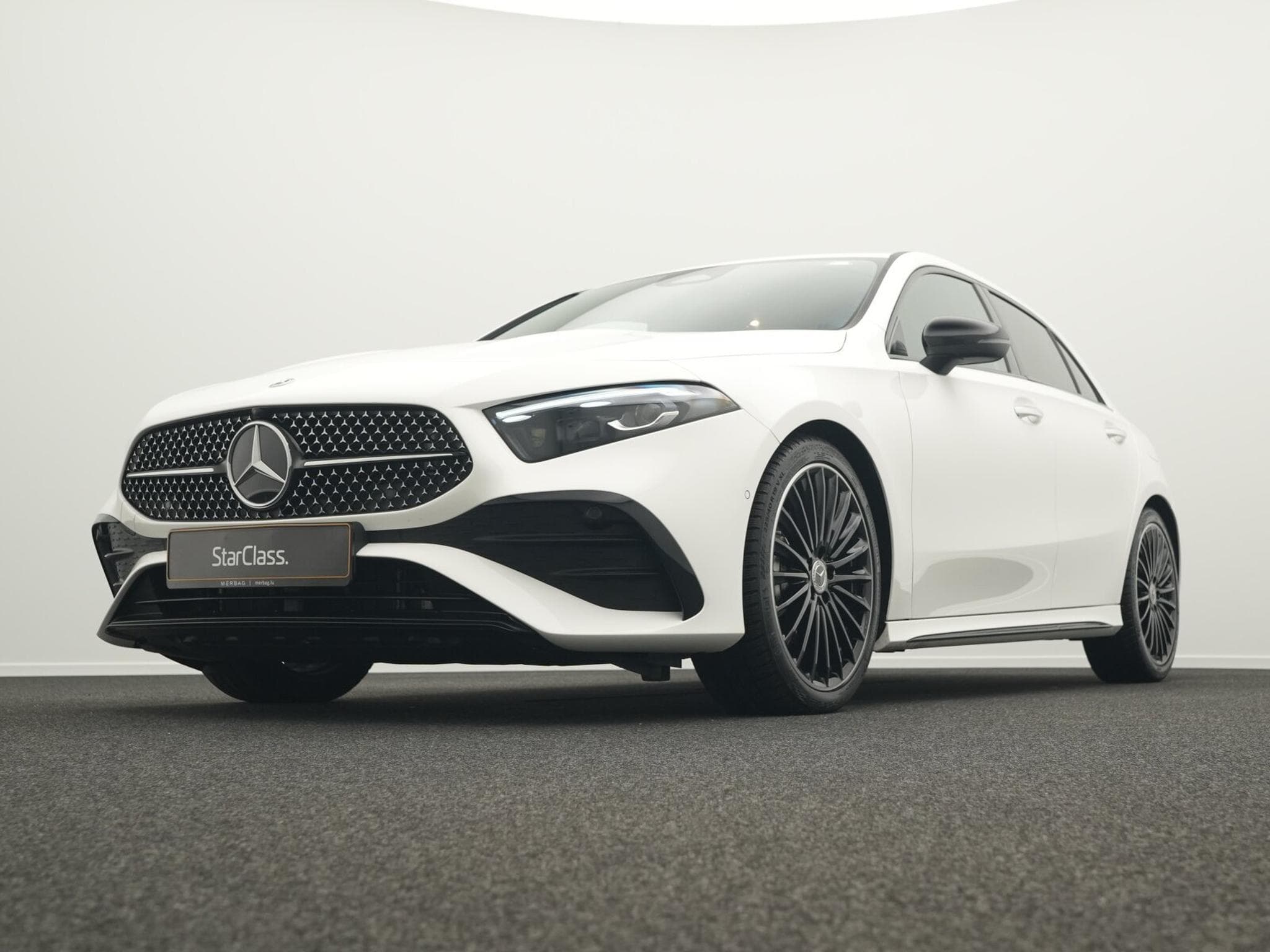Mercedes A 200 Multi+Night+Kamera+Ambi (2025) - Foto 10