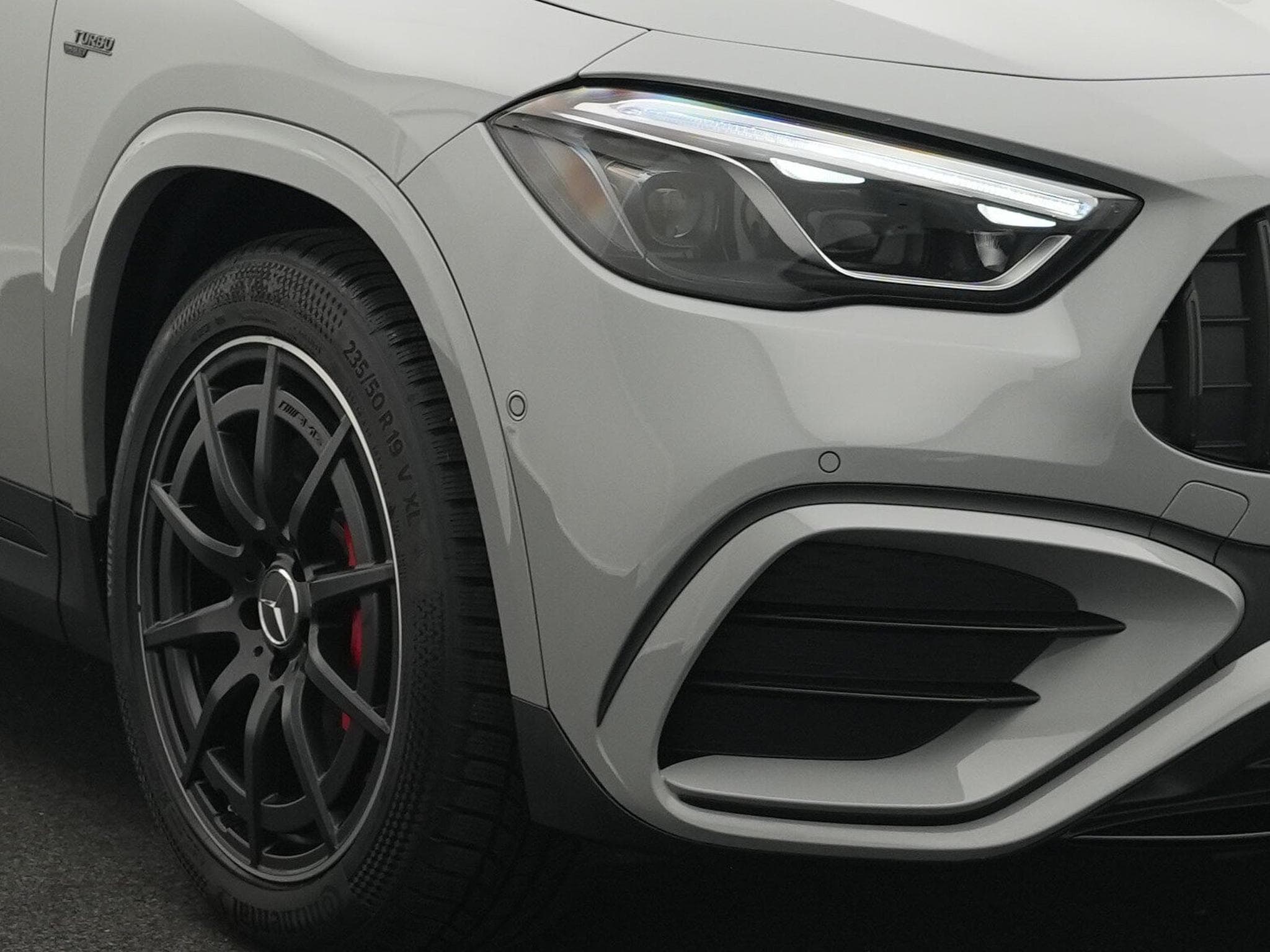 Mercedes GLA 35 AMG Mercedes-AMG GLA 35 4MATIC Multi+Kamera+Night+Totw+MBUX (2025) - Foto 9