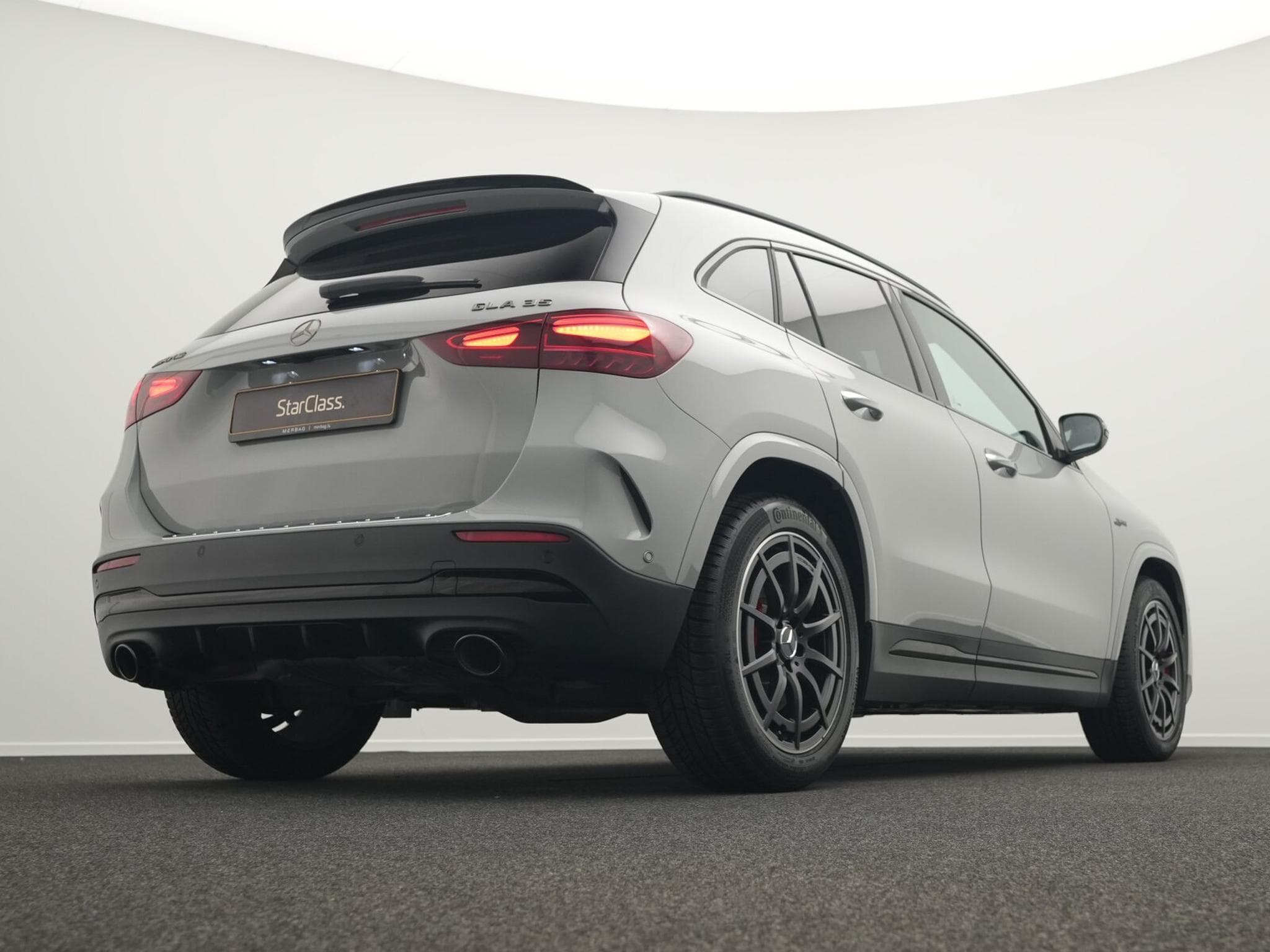 Mercedes GLA 35 AMG Mercedes-AMG GLA 35 4MATIC Multi+Kamera+Night+Totw+MBUX (2025) - Foto 11