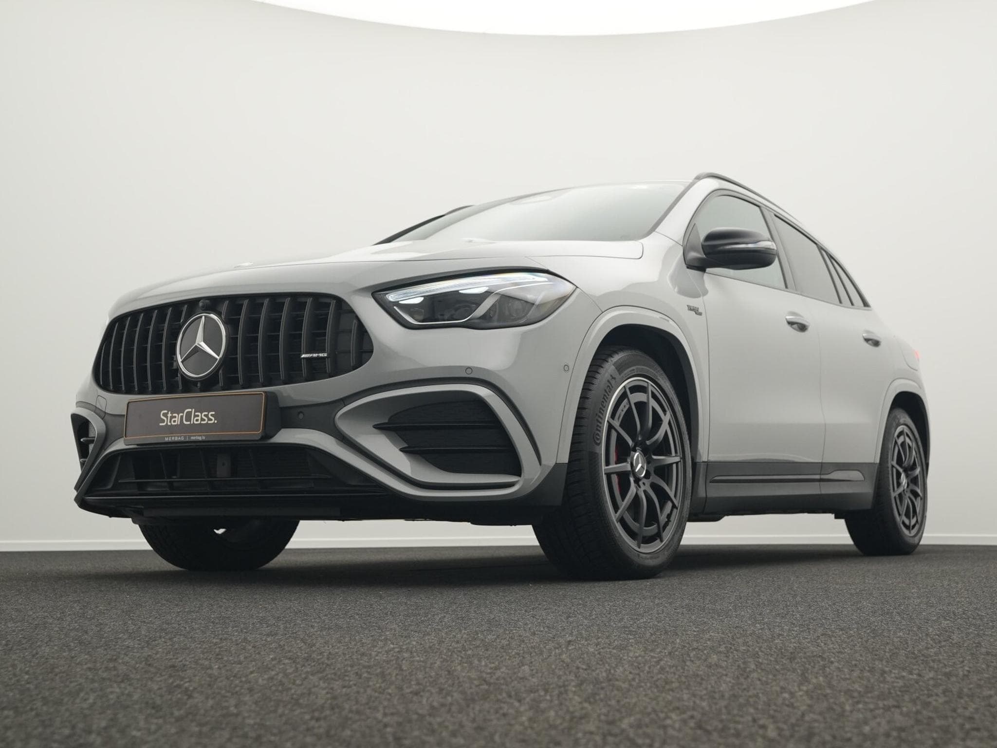 Mercedes GLA 35 AMG Mercedes-AMG GLA 35 4MATIC Multi+Kamera+Night+Totw+MBUX (2025) - Foto 10