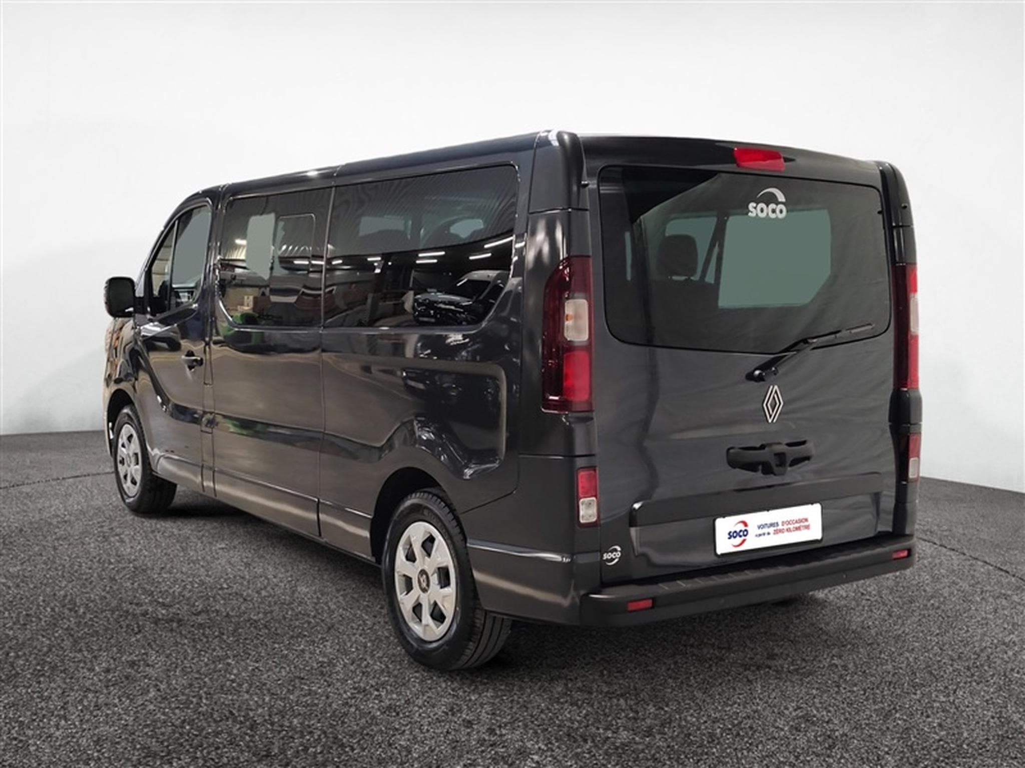 Renault Trafic 2.0 BluedCi 150cv L2 Equilibre  9pl. (2024) - Foto 2