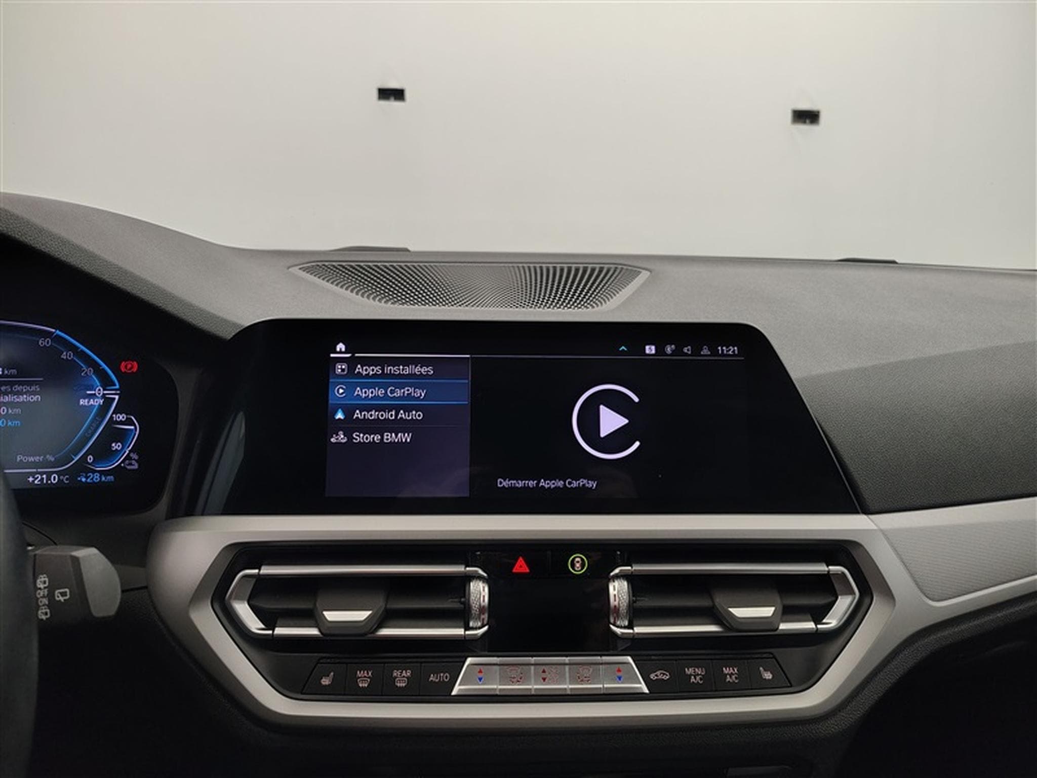 BMW 320 320eA PHEV CUIR/NAVI/FULL LED/TO PANO/JA1 (2022) - Foto 25