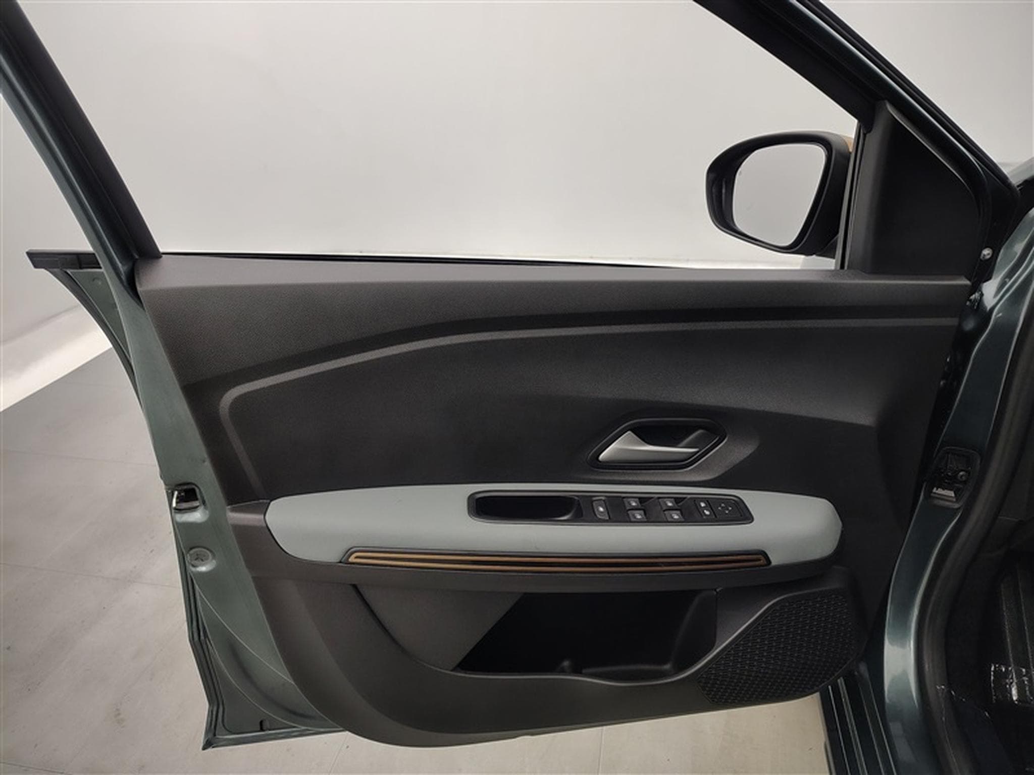 Dacia Jogger 1.0 TCe Expression 7pl. (2026) - Foto 16
