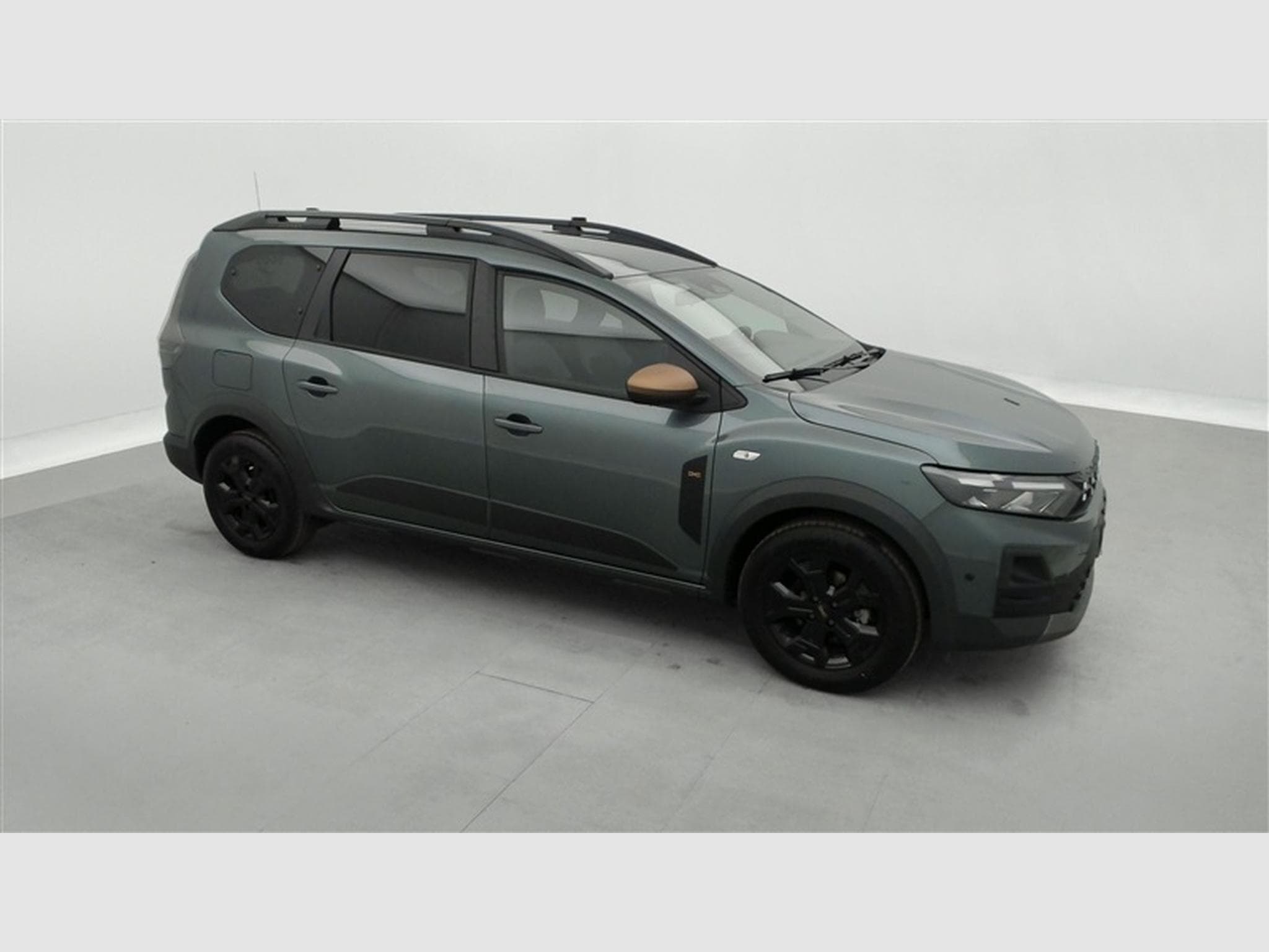 Dacia Jogger 1.0 TCe Expression 7pl. (2026) - Foto 22