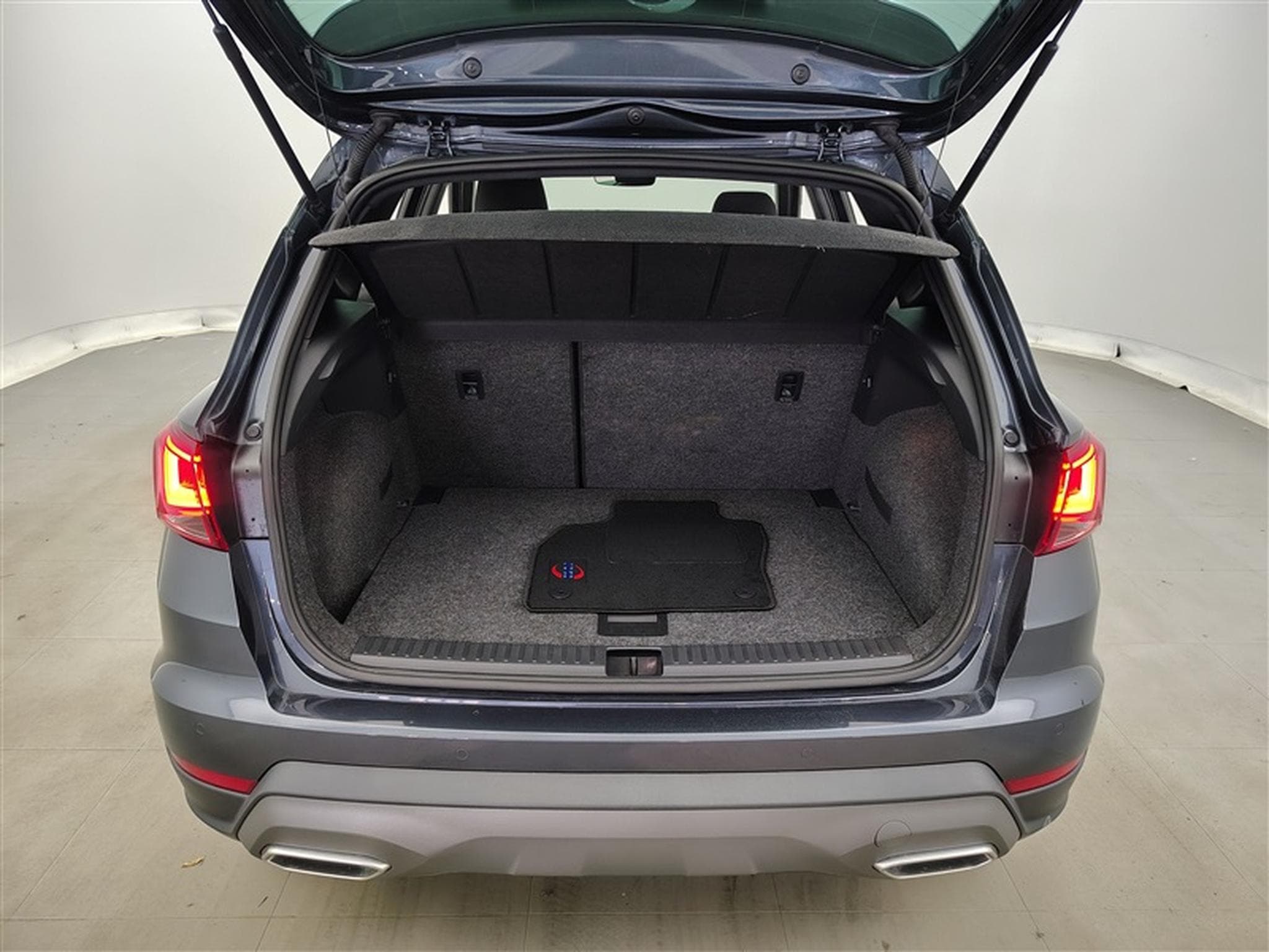 Seat Arona 1.0 TSI FR DSG NAVI / FULL LED / CARPLAY (2024) - Foto 14