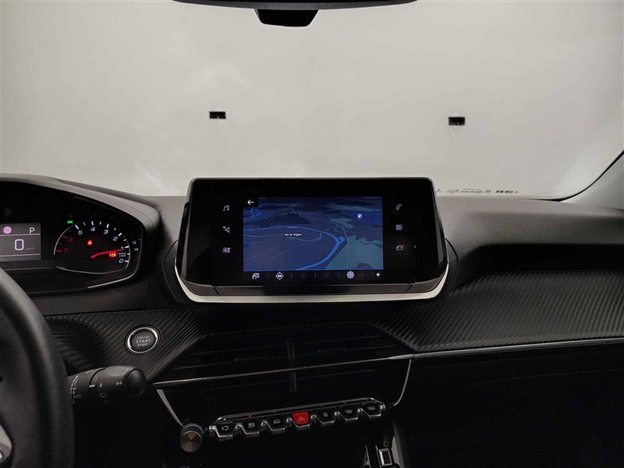 Peugeot 2008 1.2 PureTech Allure Pack EAT8 NAVI / S-CUIR / FULL LED (2022) - Foto 11