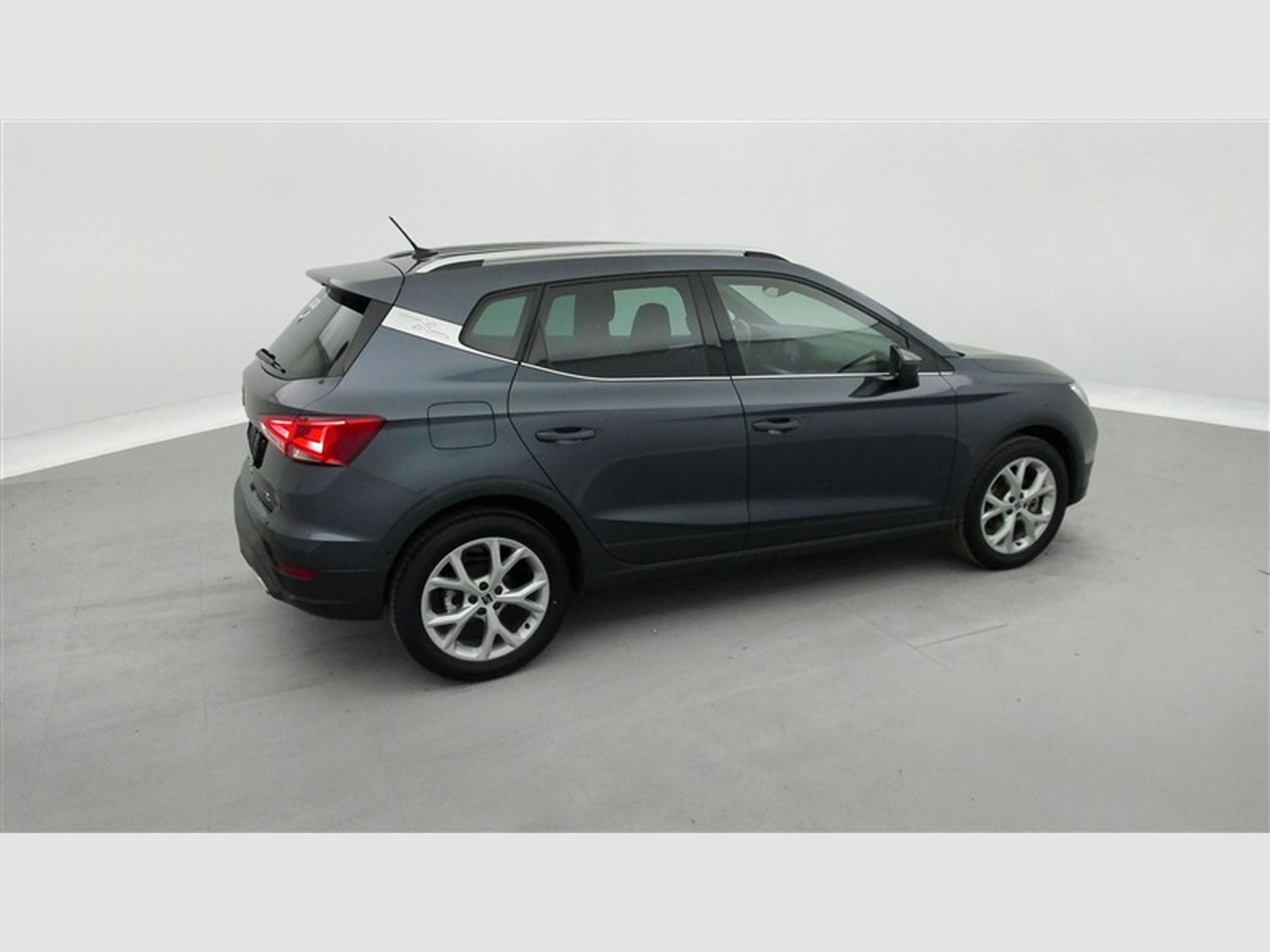 Seat Arona 1.0 TSI FR DSG NAVI / FULL LED / CARPLAY (2024) - Foto 25
