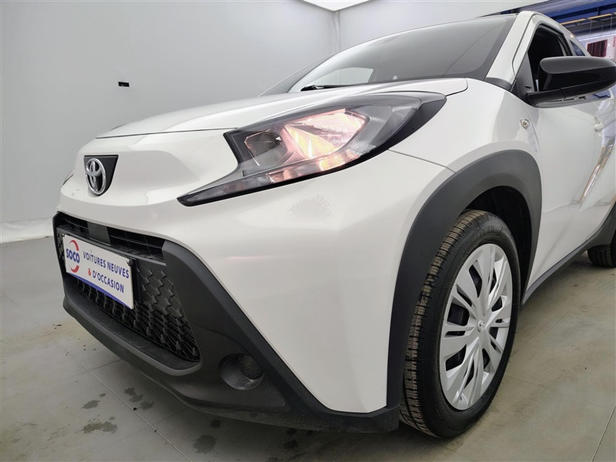 Toyota Aygo 1.0i VVT-i Play CARPLAY / CAMERA (2024) - Photo 15